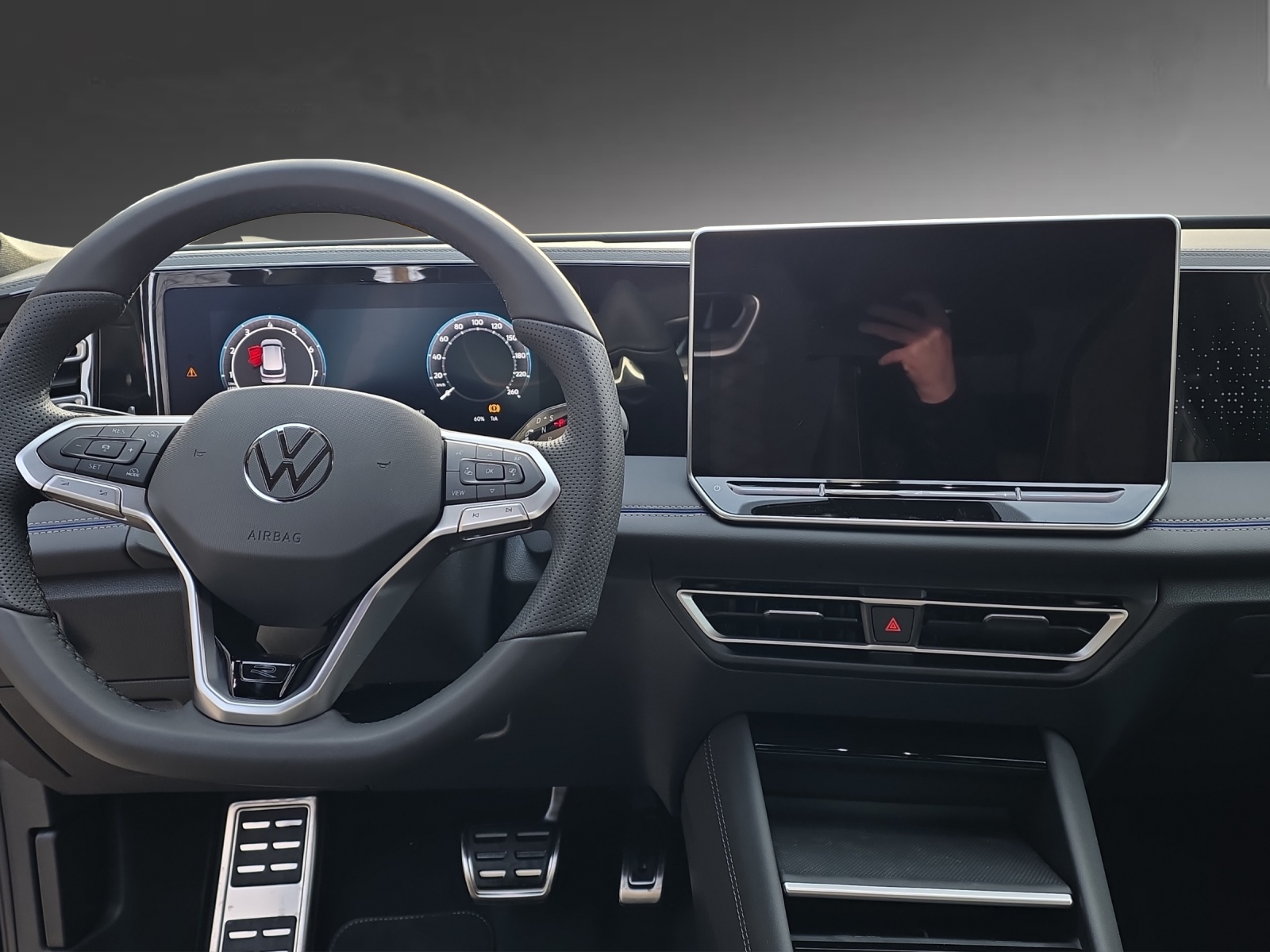 VW Tiguan 2.0 TSI DSG R-Line United 4Motion-image-7