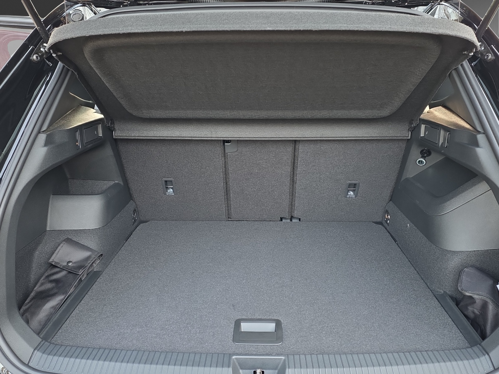 VW Tiguan 2.0 TSI DSG R-Line United 4Motion-image-9