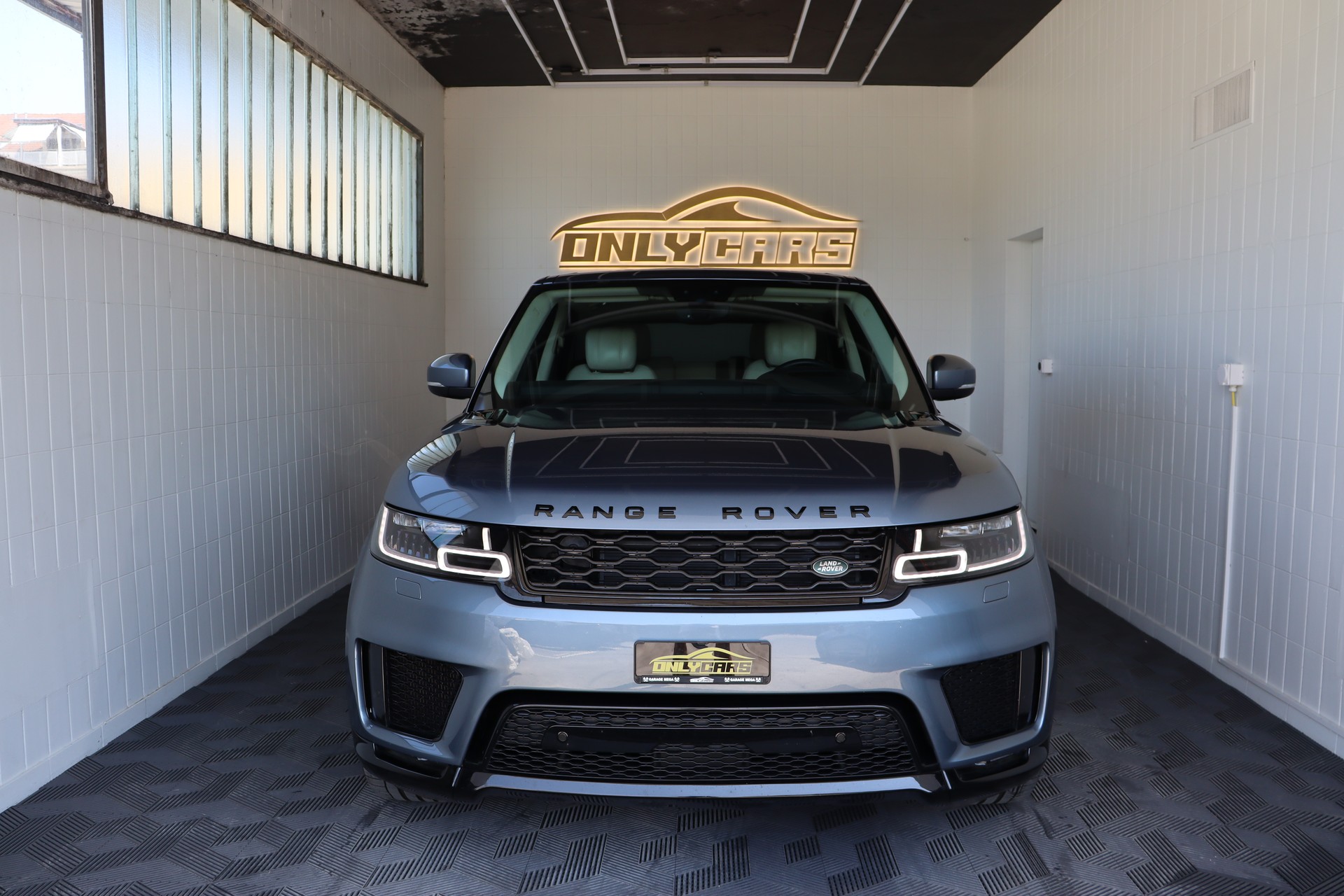 LAND ROVER Range Rover Sport 3.0 SDV6 HSE Dynamic Automatic-showroom-element-1