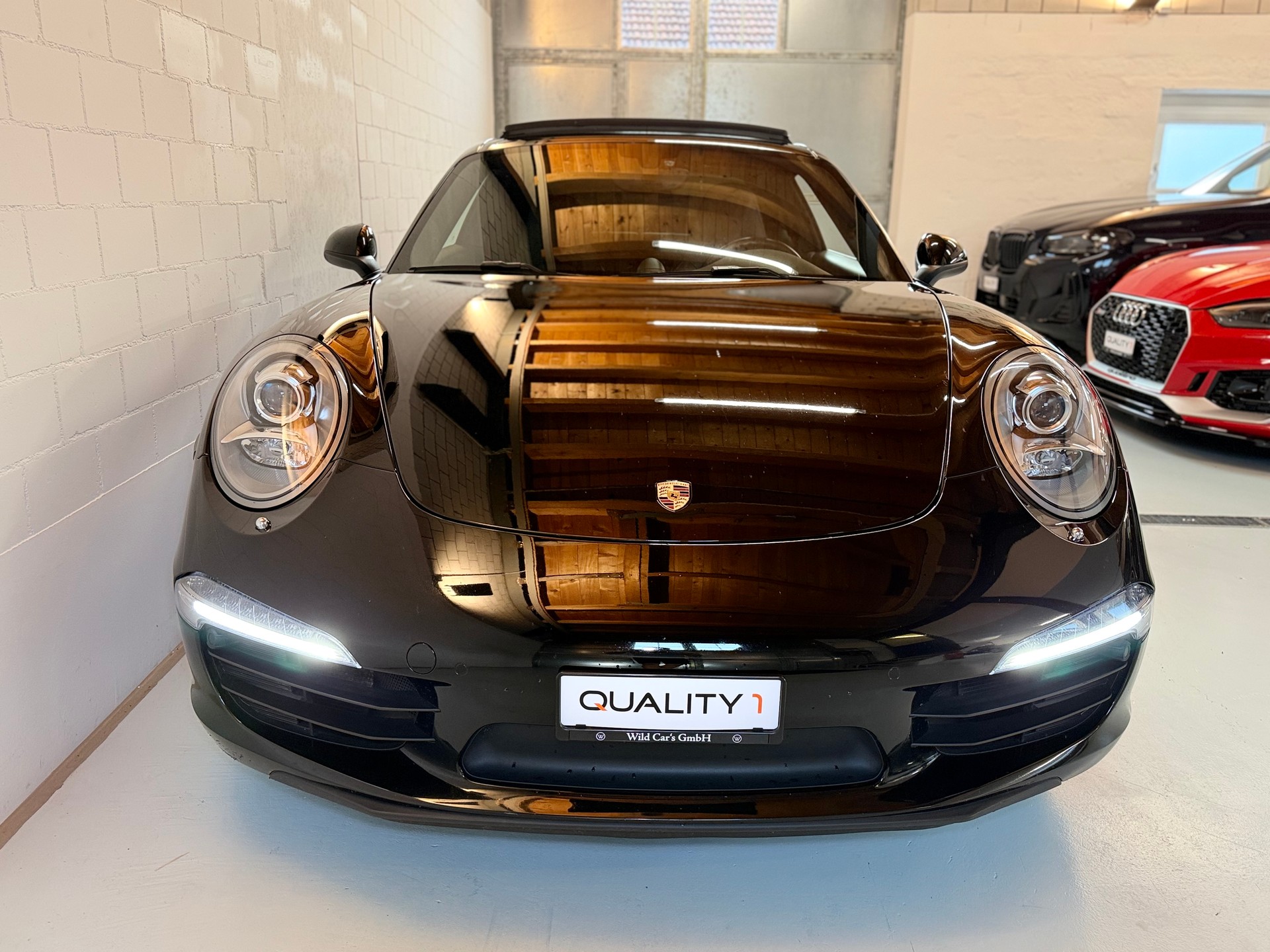 PORSCHE 911 Carrera PDK-showroom-element-1