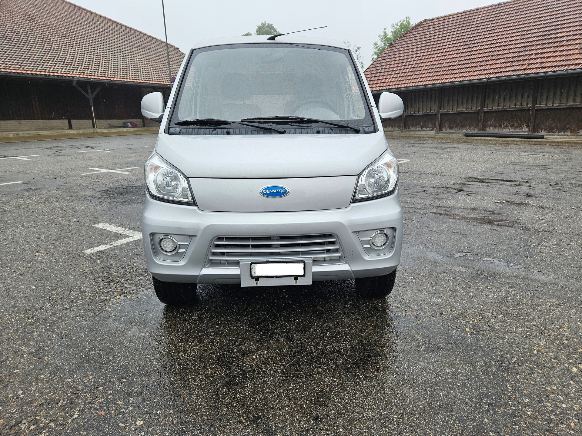 CENNTRO LOGISTAR 200 V FAHRBAR ROULABLE COTE DROIT ENDOMMAGE RECHTE SEITE BESCHADIG-image-3