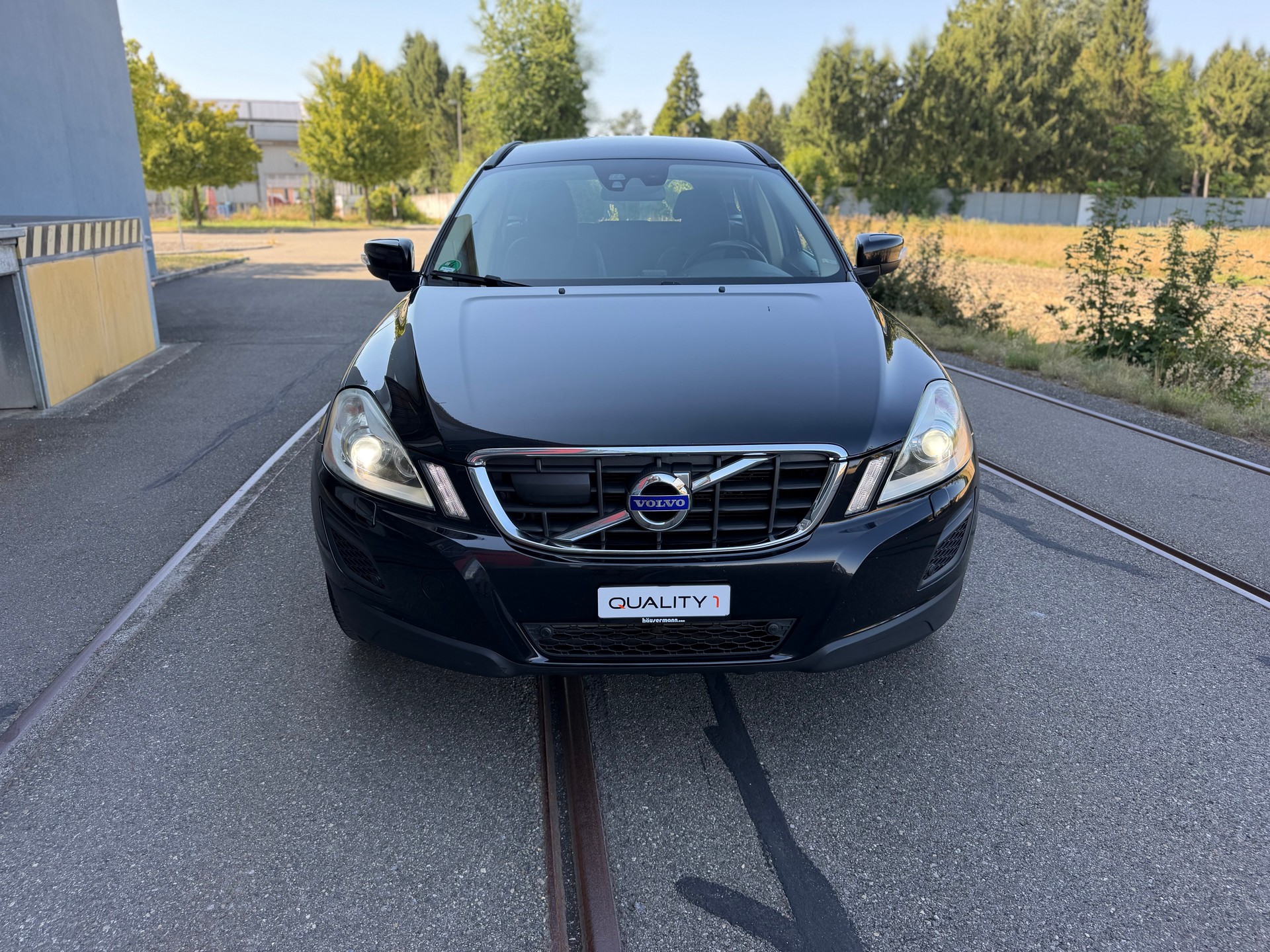 VOLVO XC60 D3 AWD Momentum Geartronic-showroom-element-1