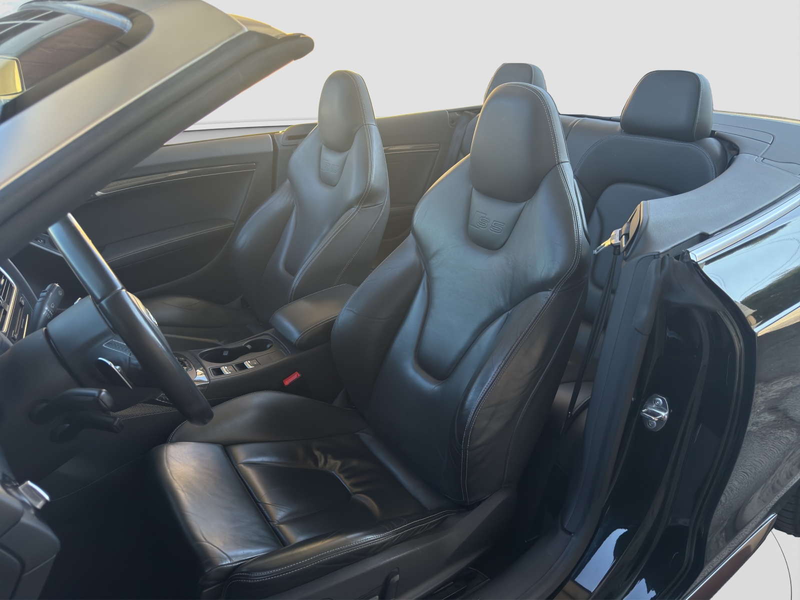 AUDI S5 Cabrio 3.0 TFSI quattro S-tronic-image-5