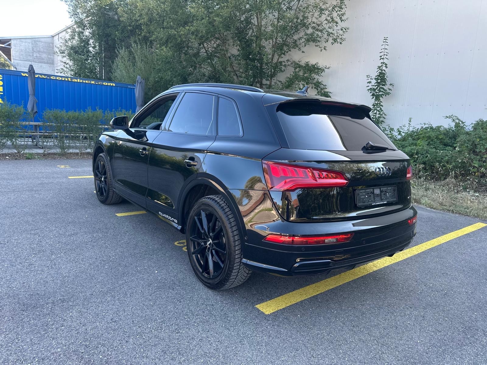 AUDI Q5 40 TDI sport quattro S-tronic-showroom-element-3