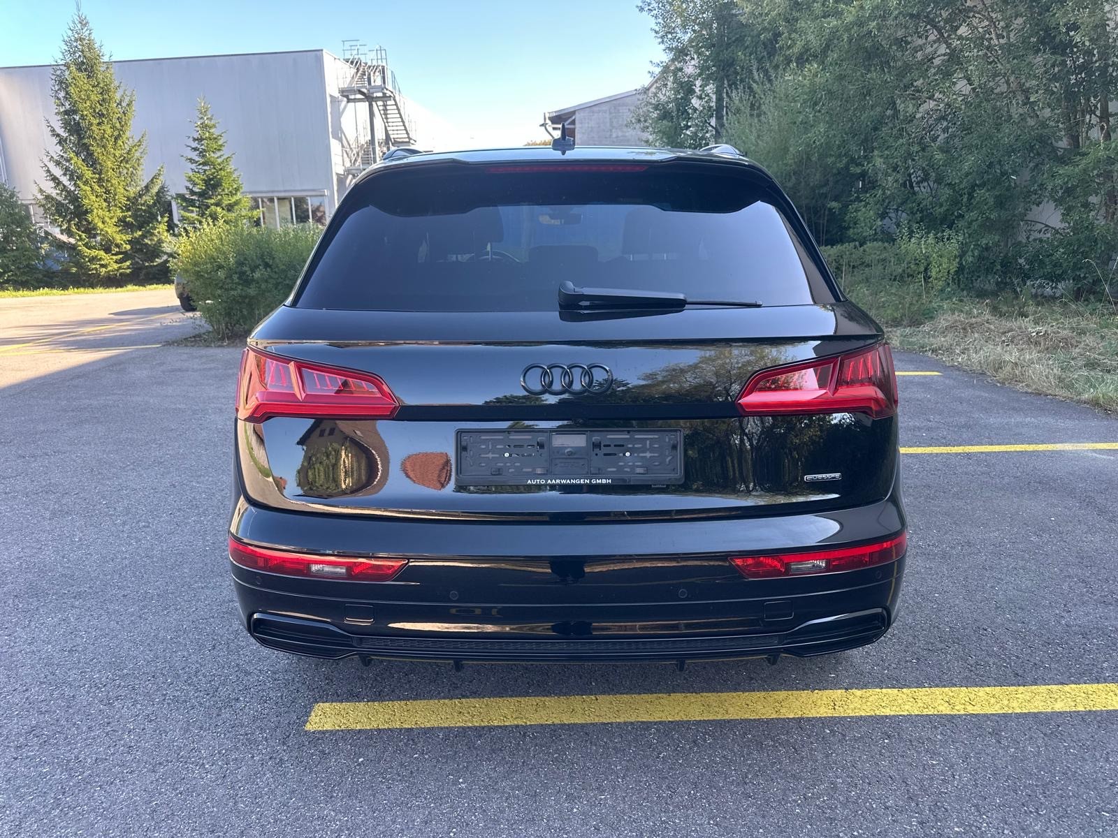 AUDI Q5 40 TDI sport quattro S-tronic-image-5