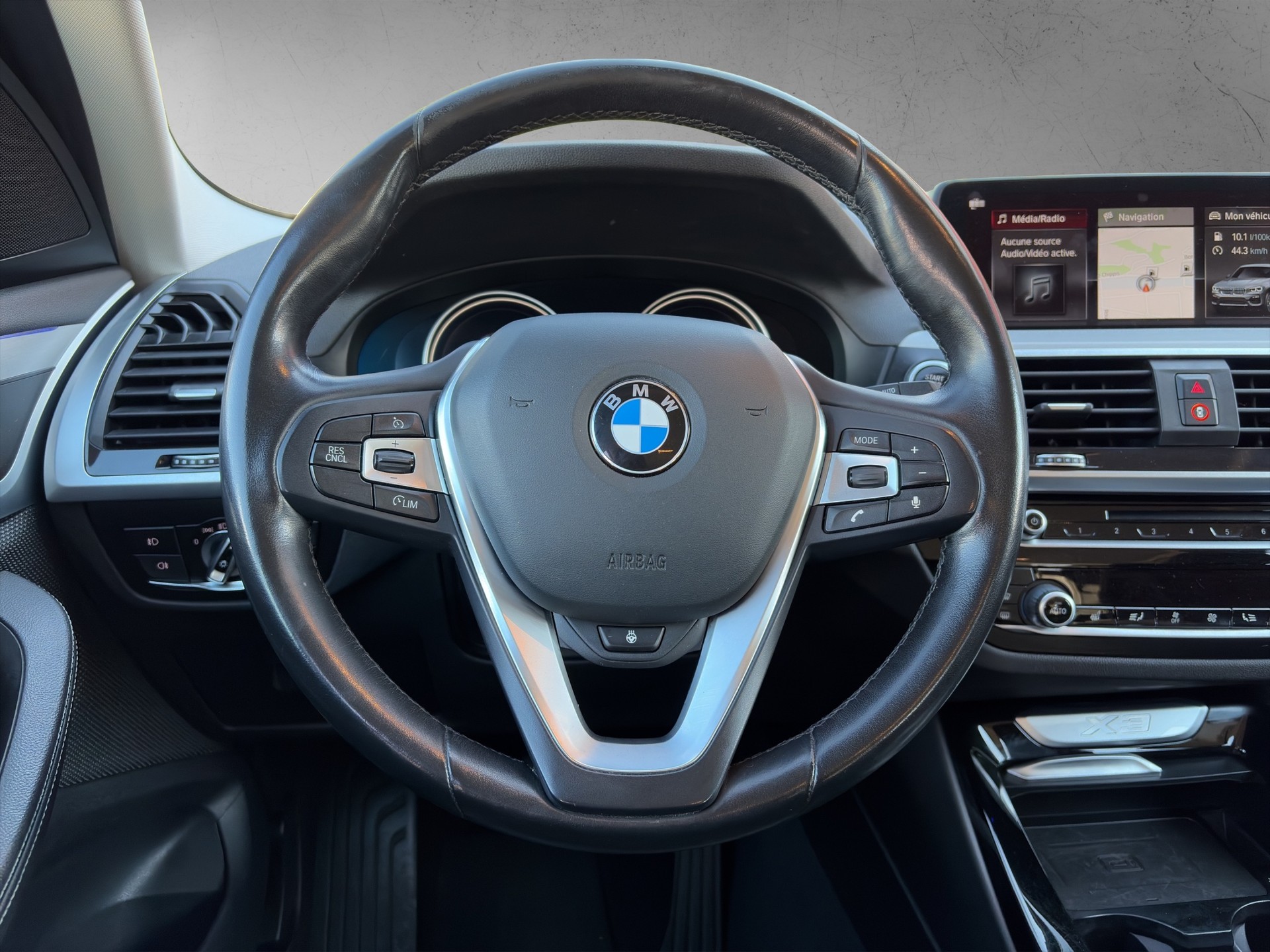 BMW X3 xDrive 30i Steptronic-image-11