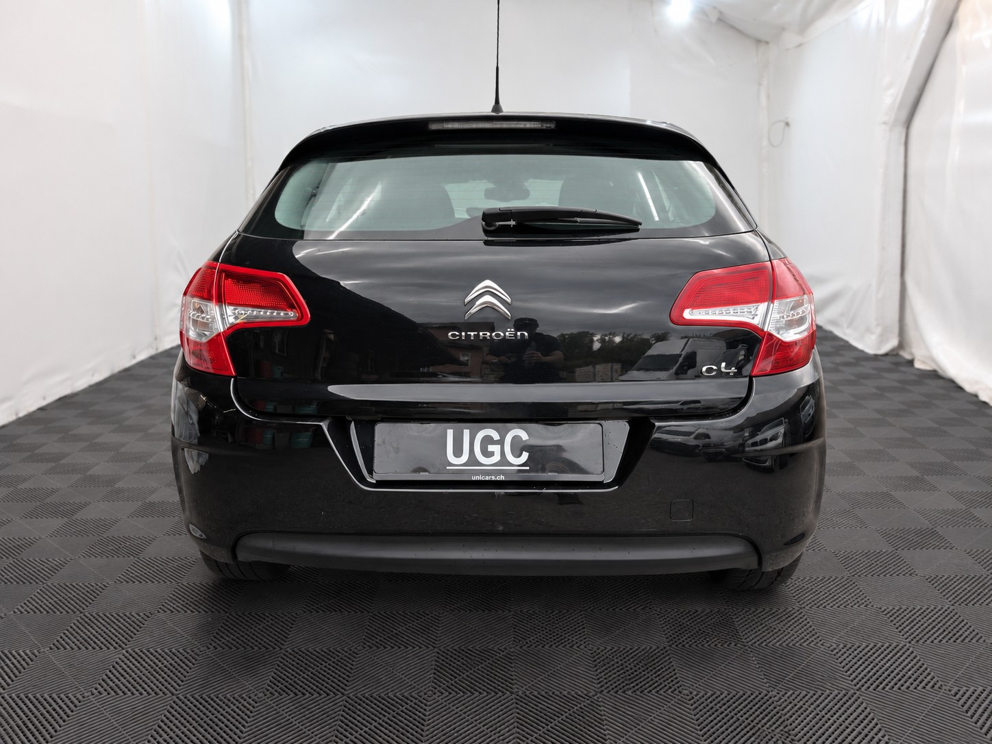 CITROEN C4 1.4 VTi Attraction-image-4