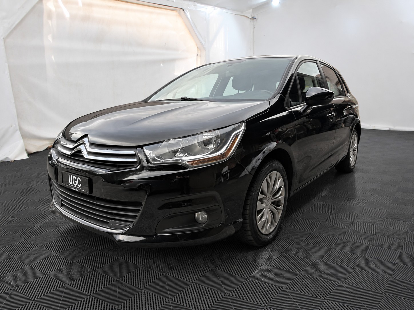 CITROEN C4 1.4 VTi Attraction-showroom-element-2