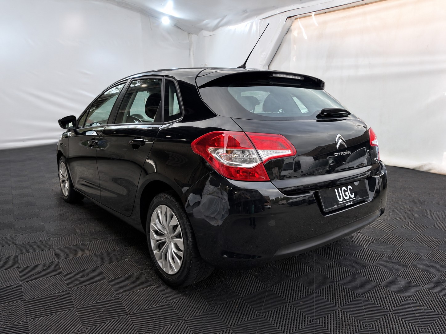 CITROEN C4 1.4 VTi Attraction-showroom-element-3