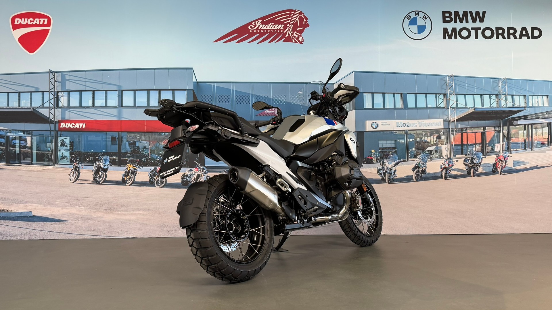 BMW R 1300 GS ASA ** Leasing à partir de 0.9%-showroom-element-3
