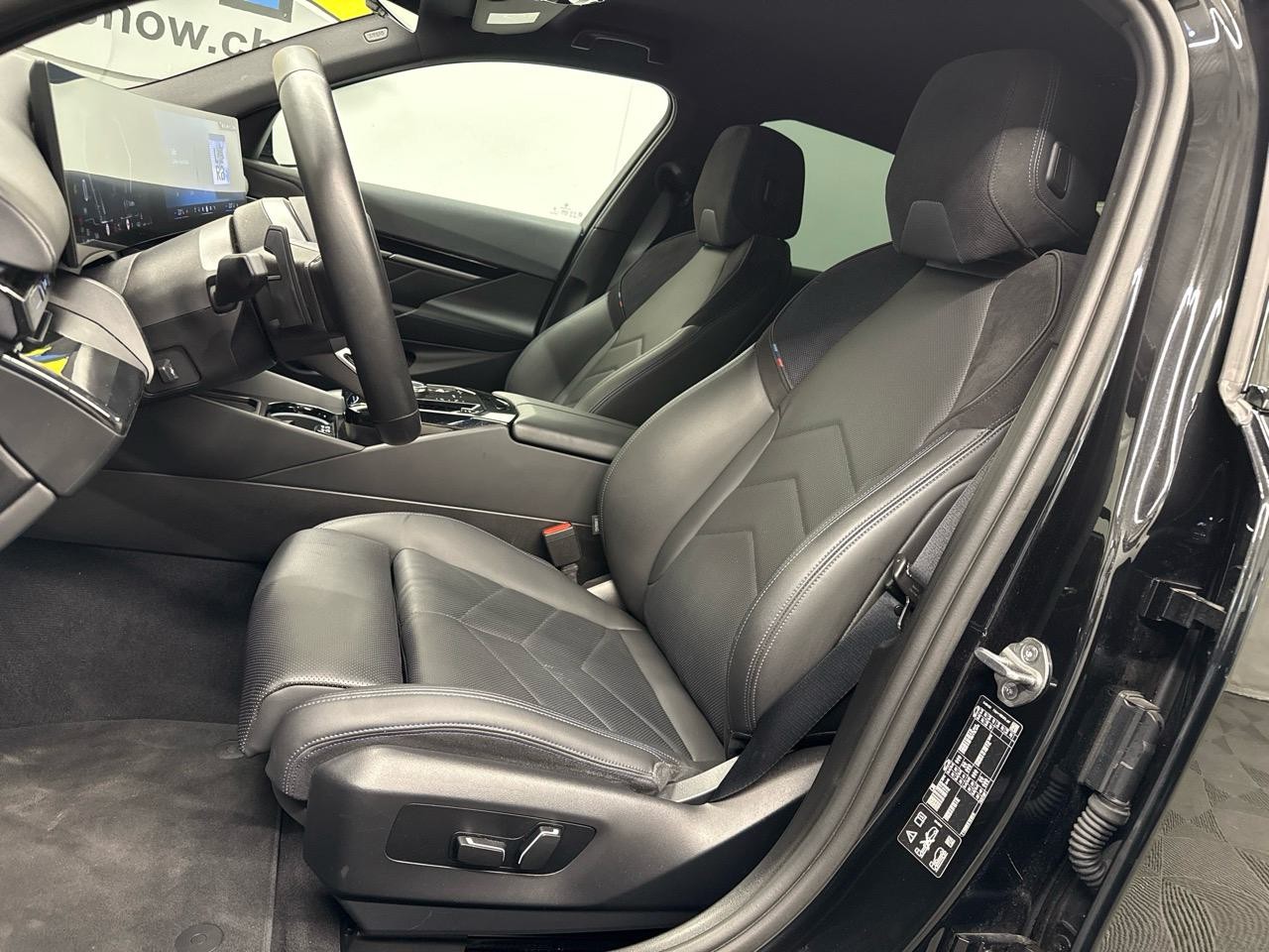 BMW 520d xDrive 48V M Sport Steptronic-showroom-element-3