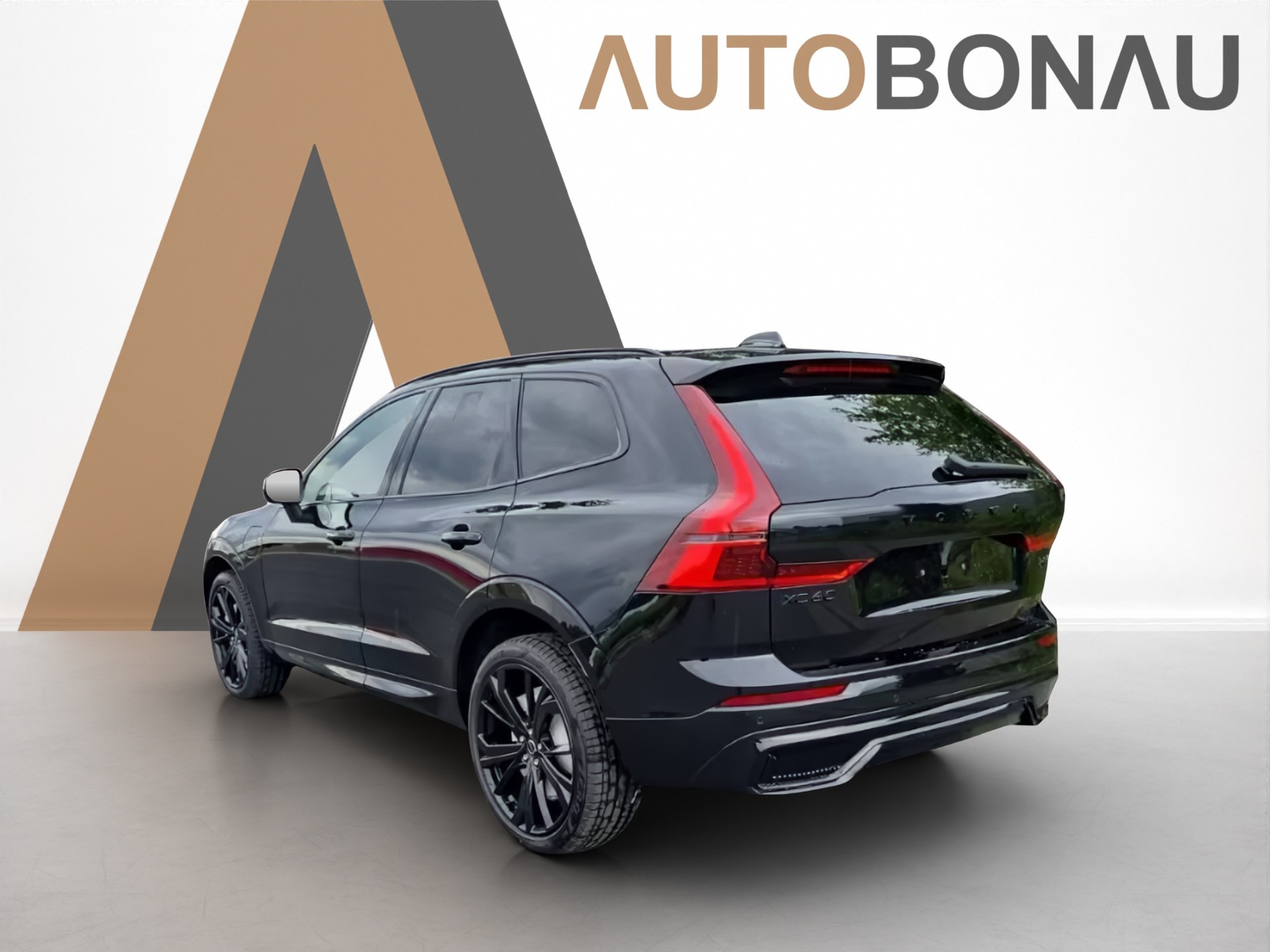 VOLVO XC60 T8 eAWD Plus Black Edition MY26-showroom-element-2
