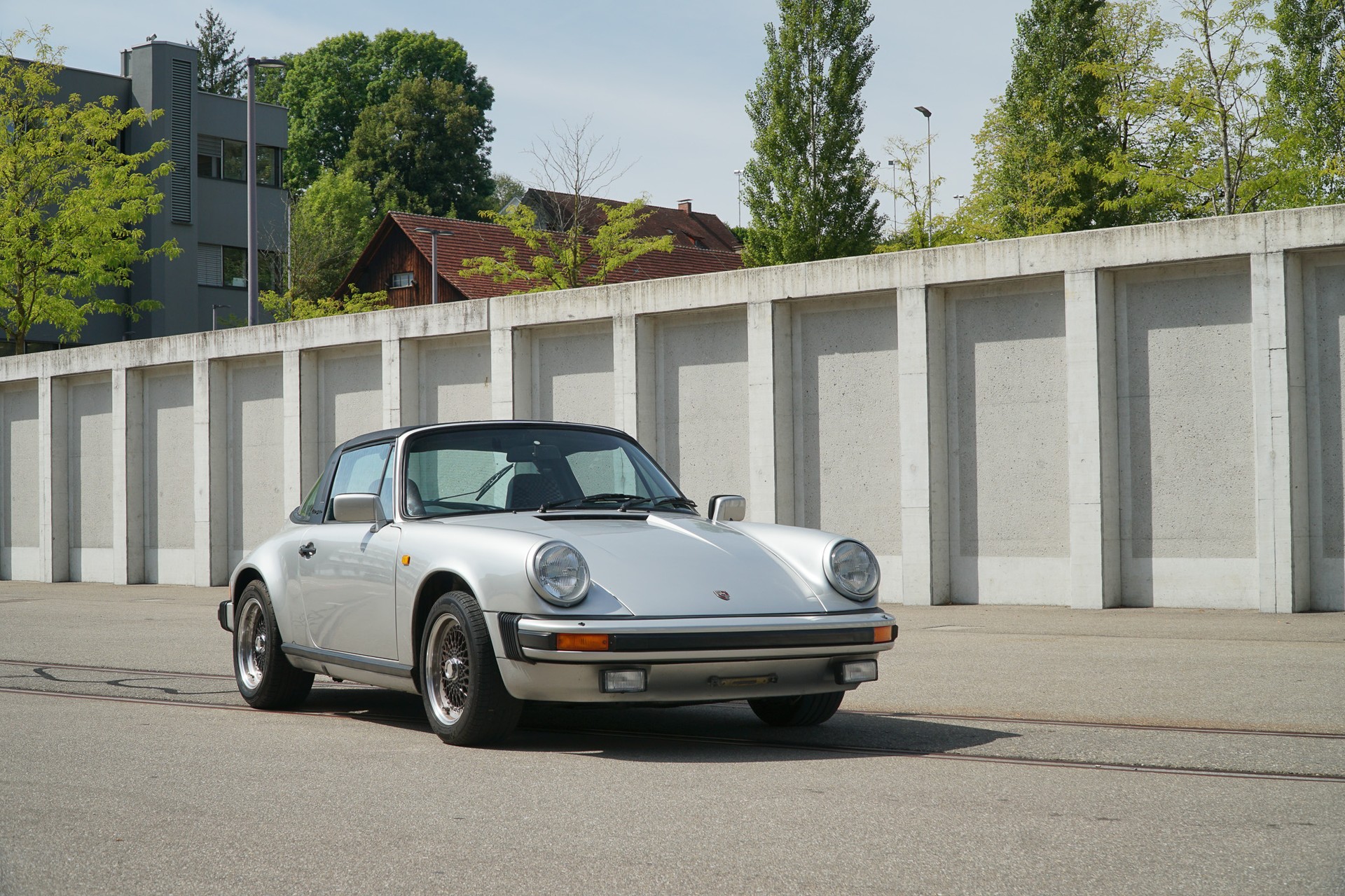 PORSCHE 911 SC Targa-showroom-element-2