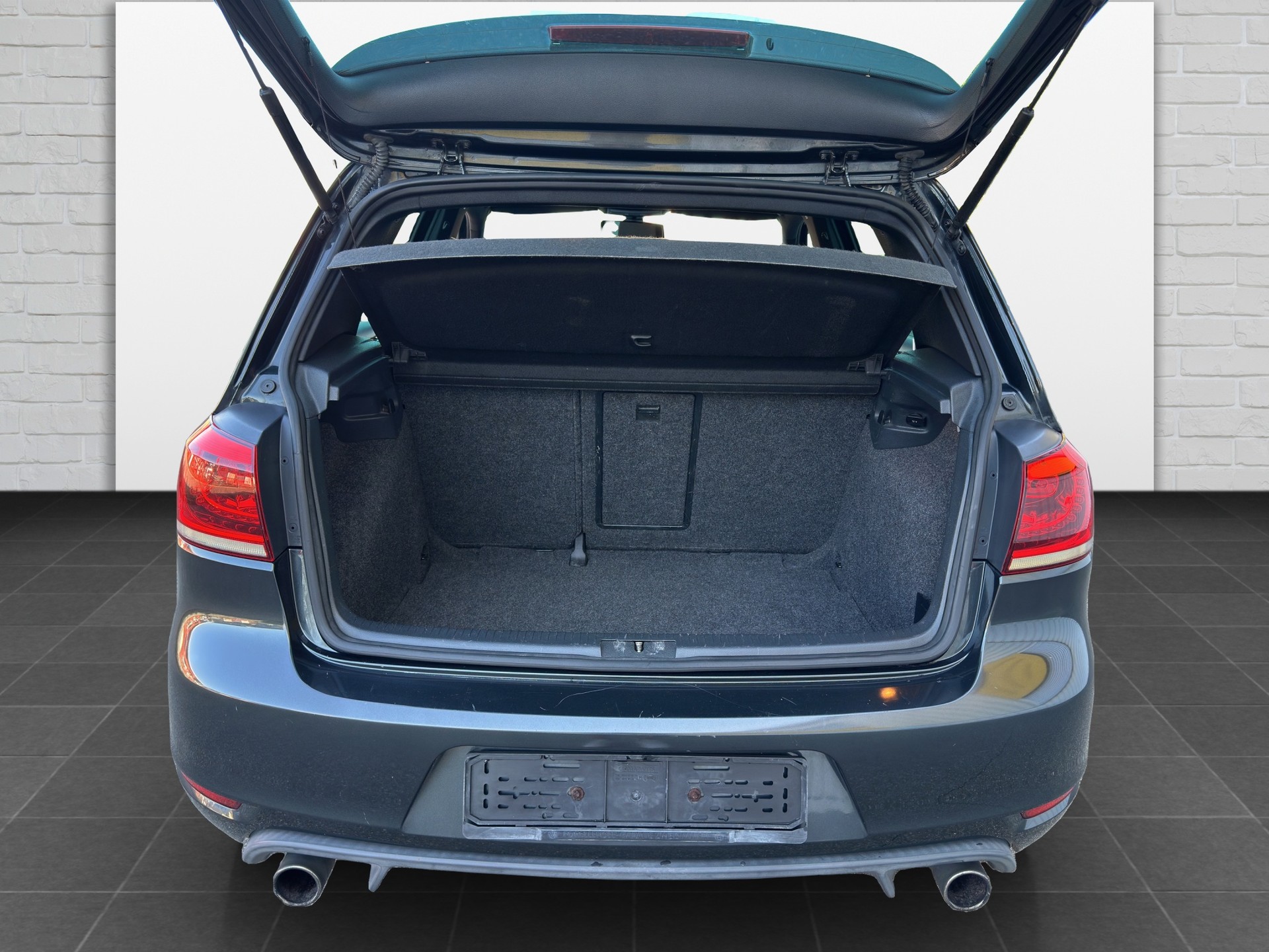 VW Golf 2.0 TSI GTI-image-14