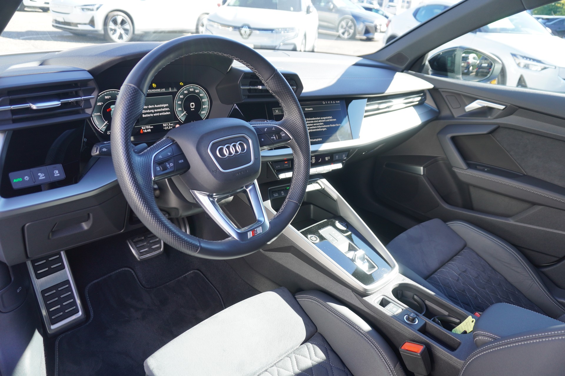 AUDI A3 Sportback 45 TFSI e S line S-tronic-image-16