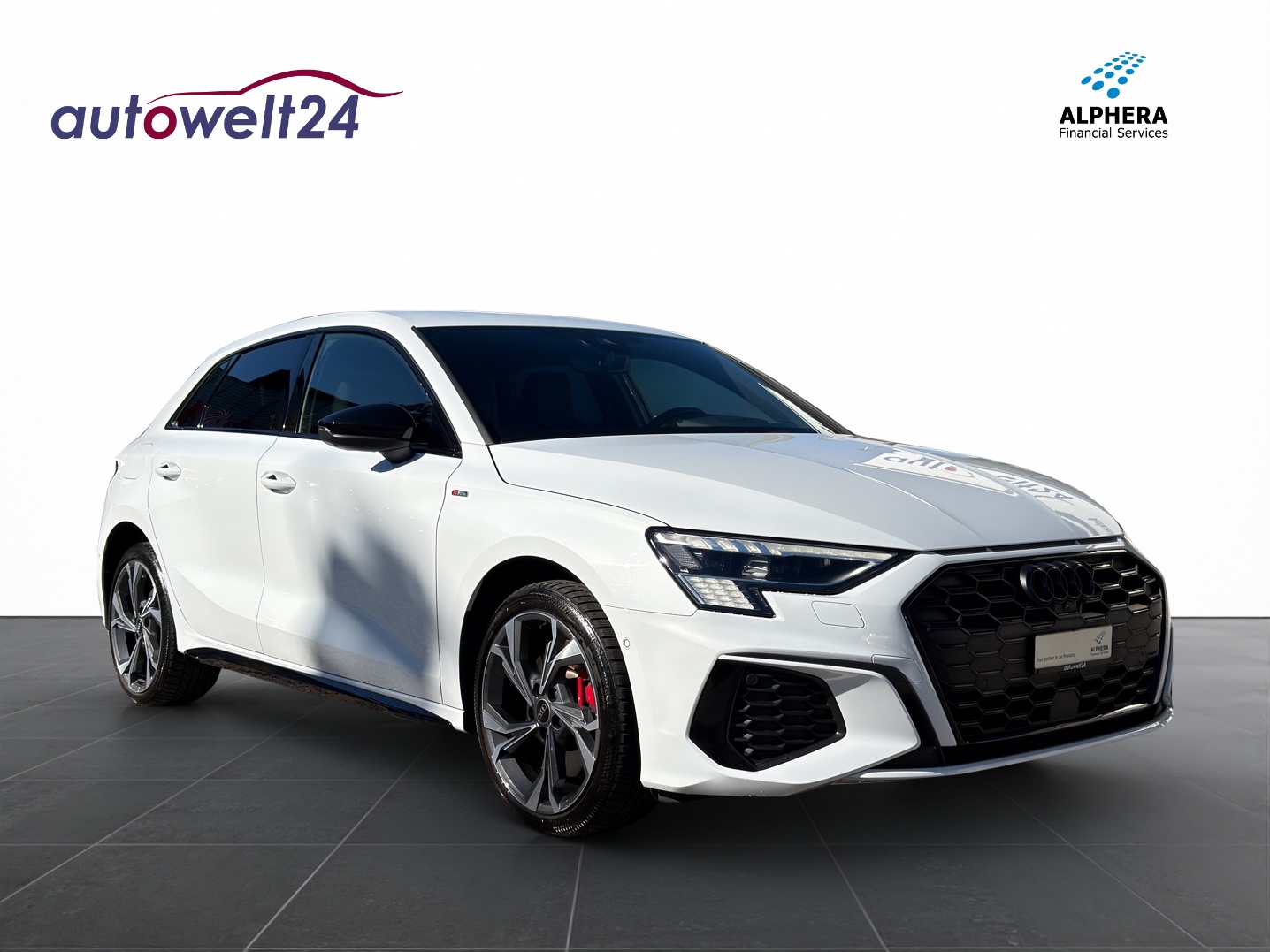 AUDI A3 Sportback 45 TFSI e S line S-tronic-showroom-element-3