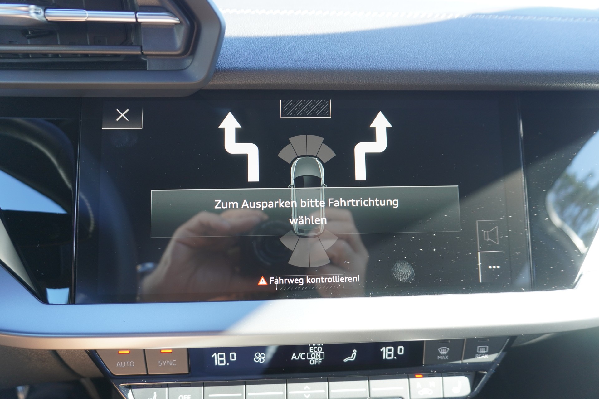 AUDI A3 Sportback 45 TFSI e S line S-tronic-image-40