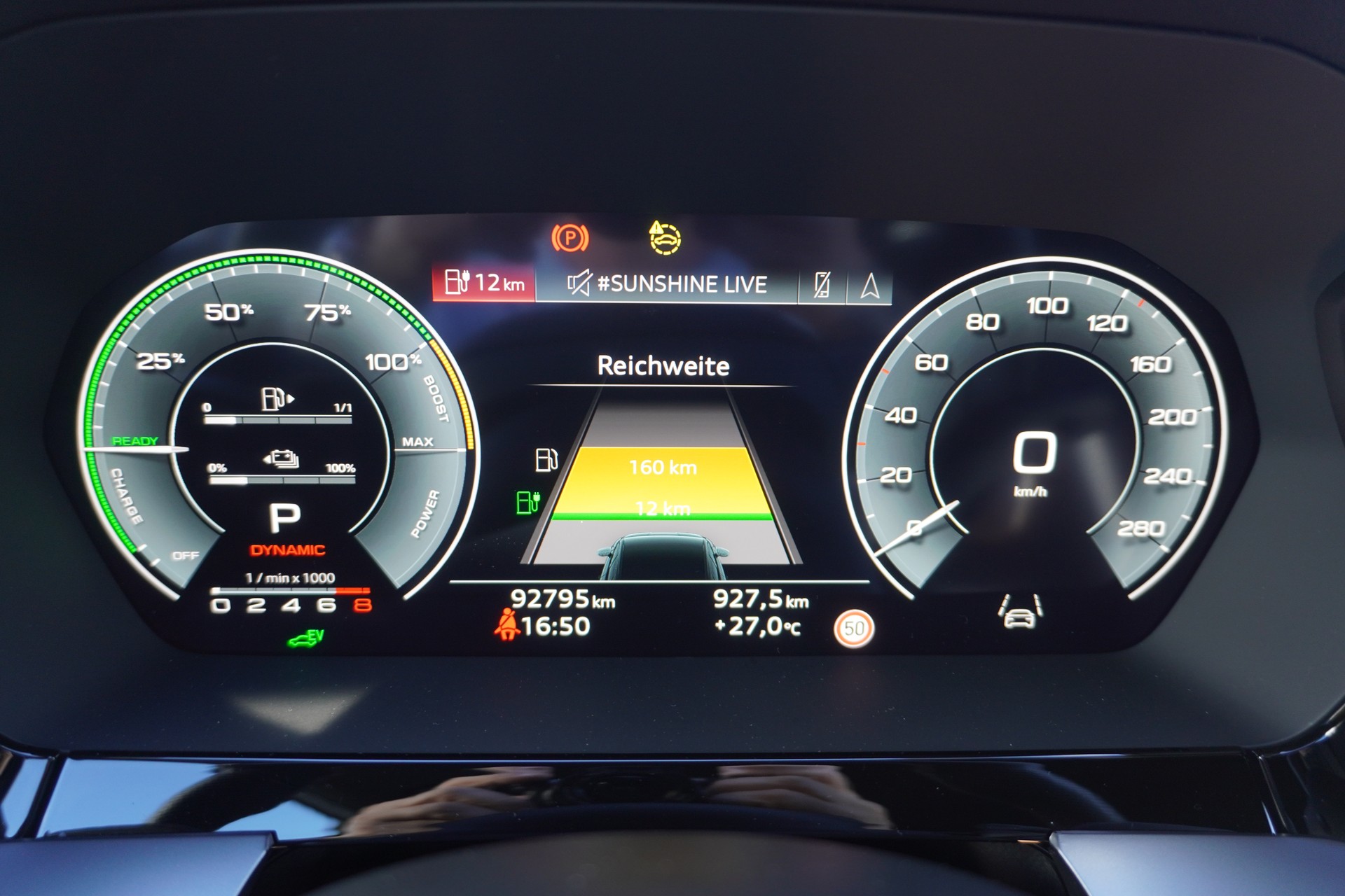 AUDI A3 Sportback 45 TFSI e S line S-tronic-image-24