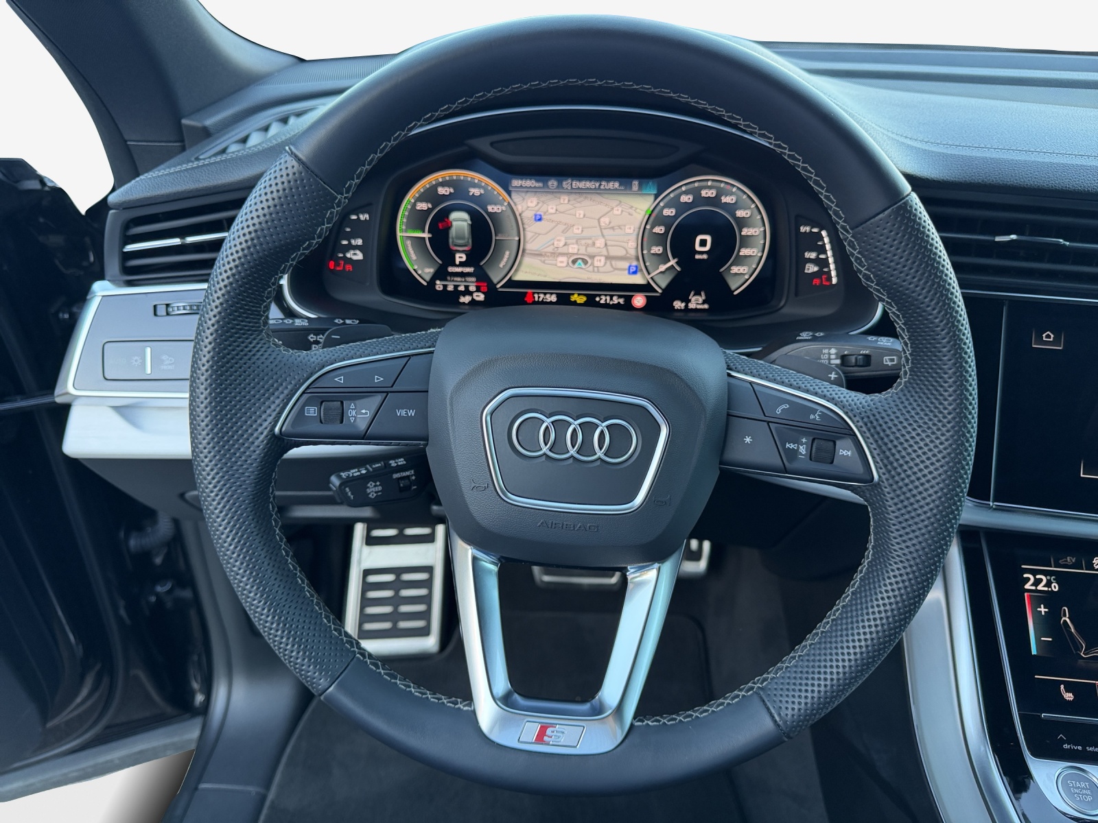 AUDI Q8 SUV TFSI e quattro 290 kW Attraction tiptronic-image-9