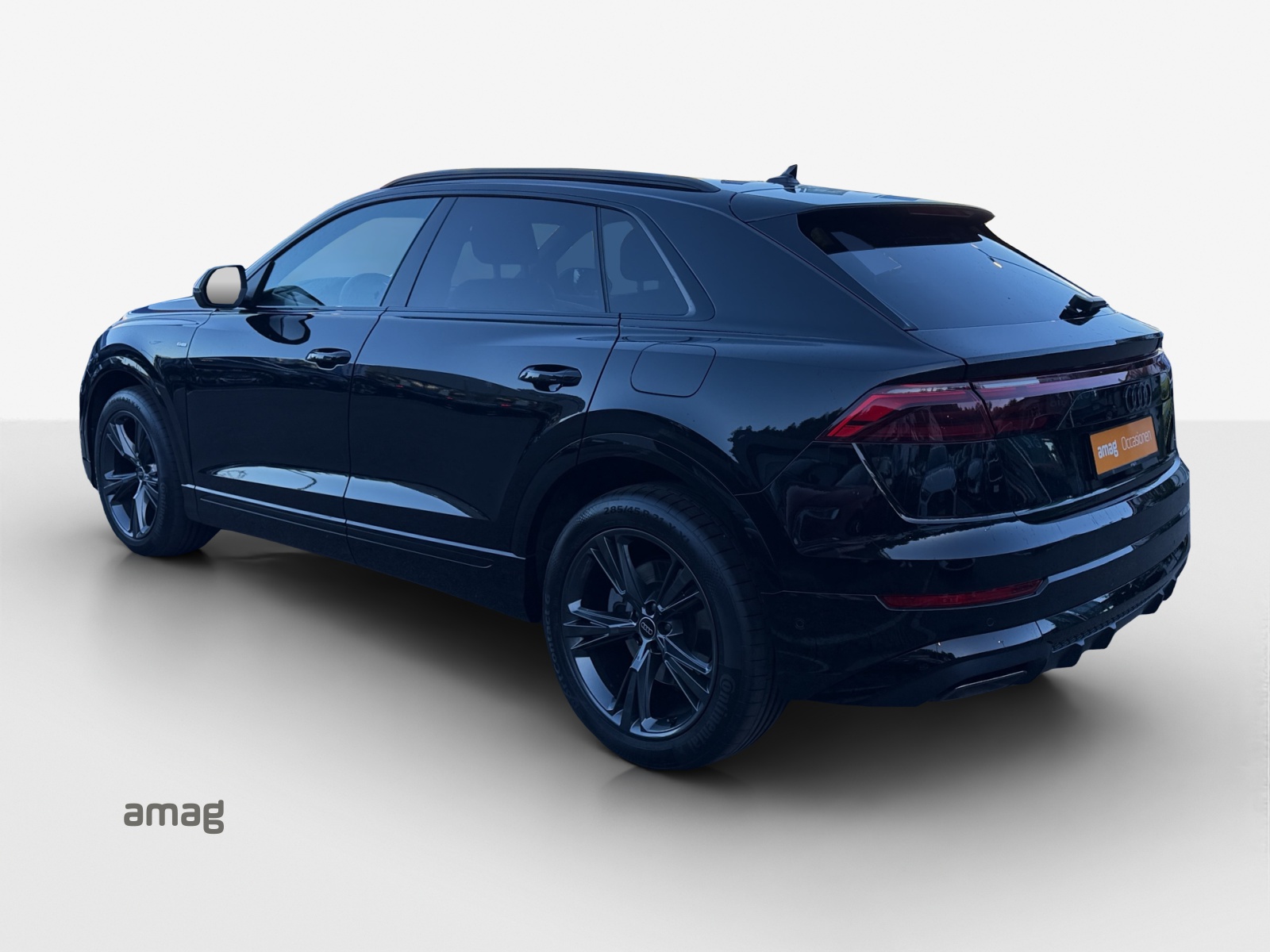 AUDI Q8 SUV TFSI e quattro 290 kW Attraction tiptronic-showroom-element-2
