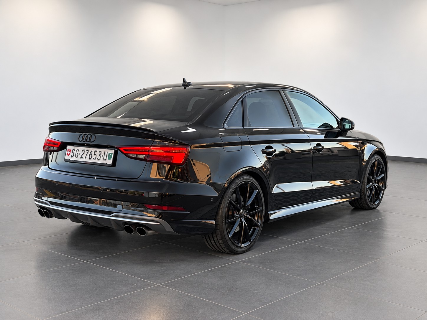 AUDI S3 Limousine 2.0 TFSI quattro S-tronic *ABT Tuning 370PS*CH-Fahrzeug*Facelift*-showroom-element-1