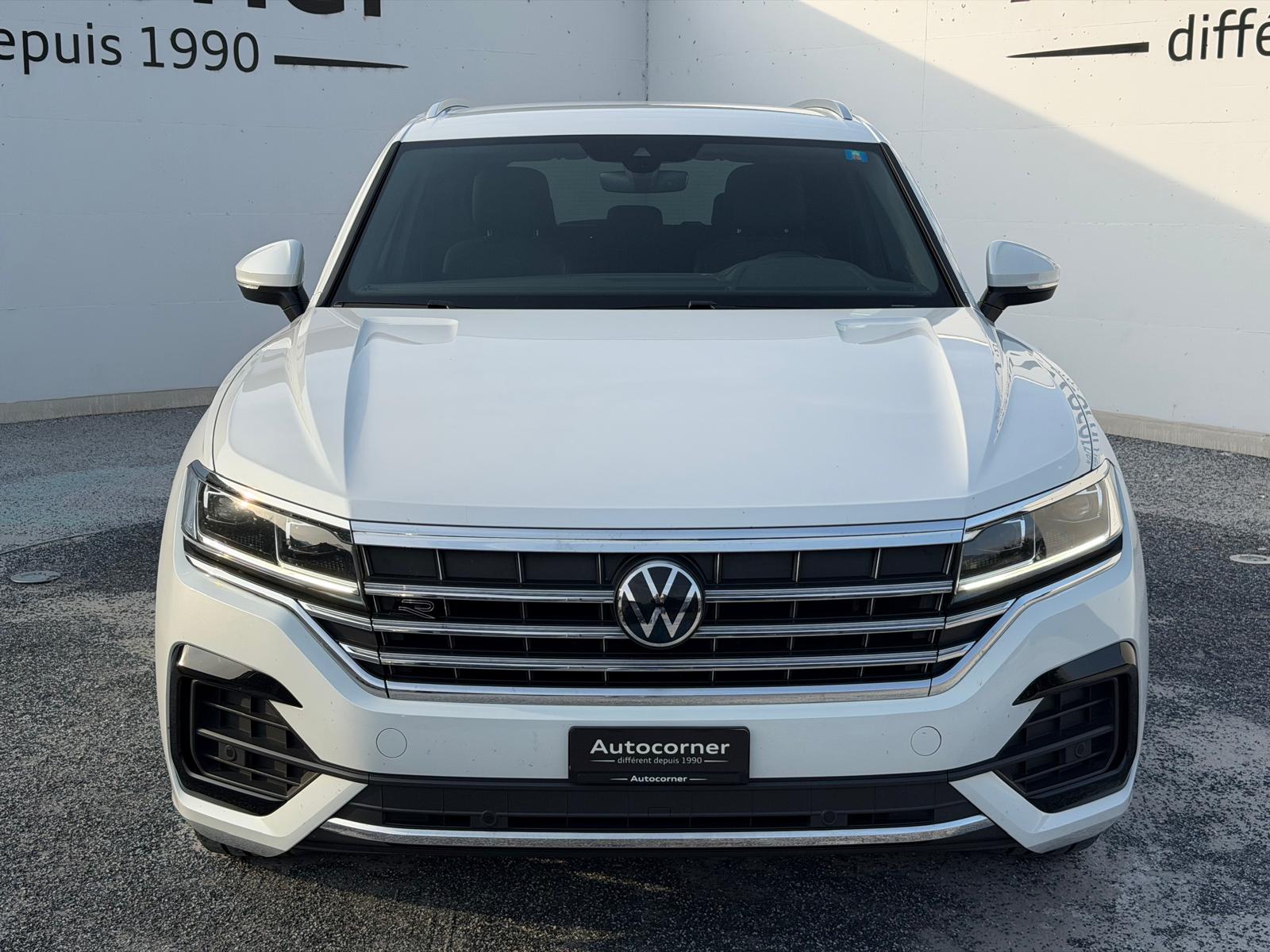 VW Touareg 3.0 TDI R Line Tiptronic-showroom-element-2