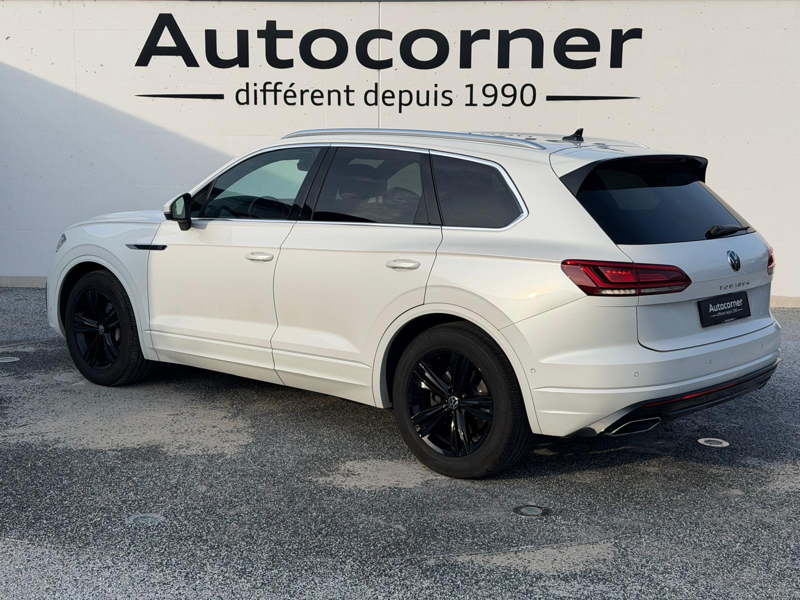 VW Touareg 3.0 TDI R Line Tiptronic-showroom-element-3