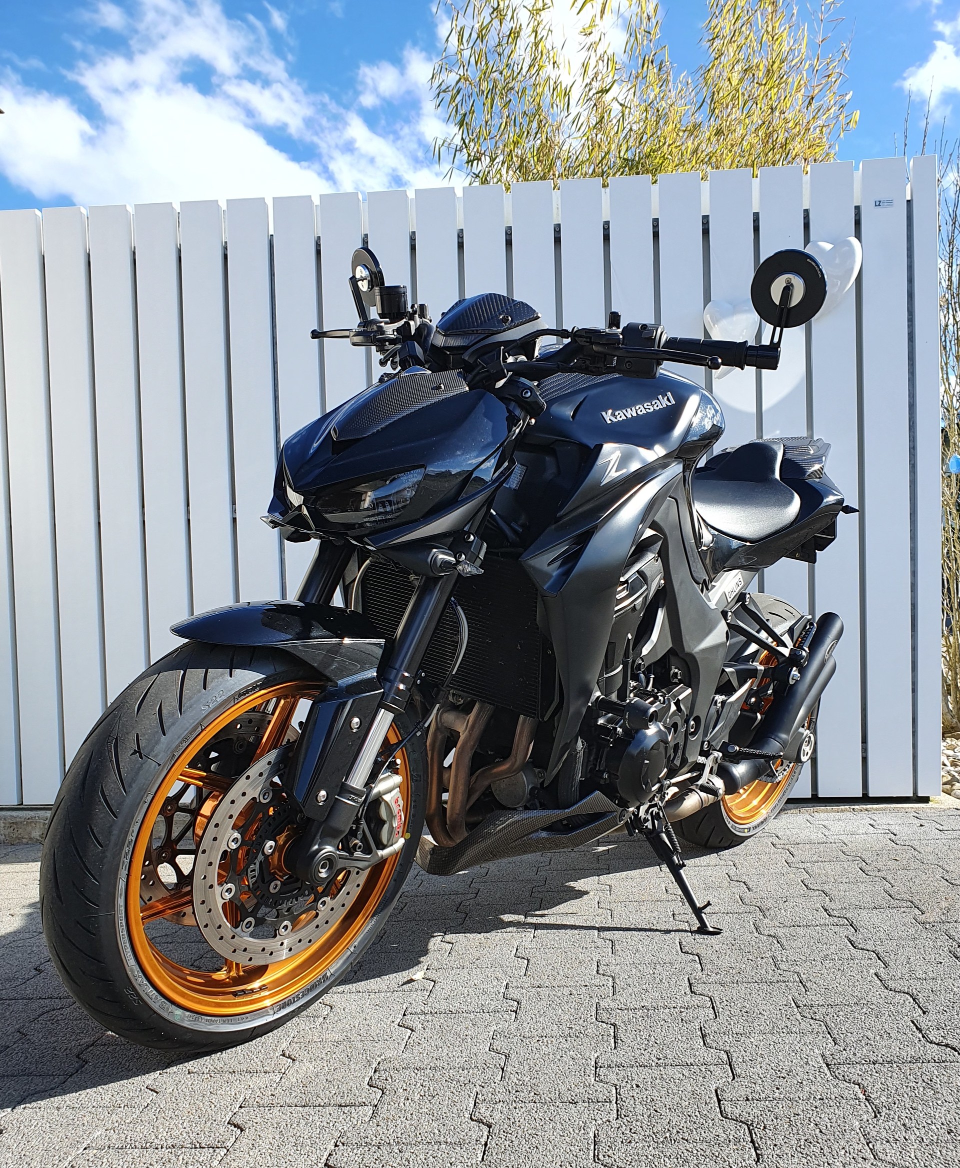 KAWASAKI Z 1000-image-3