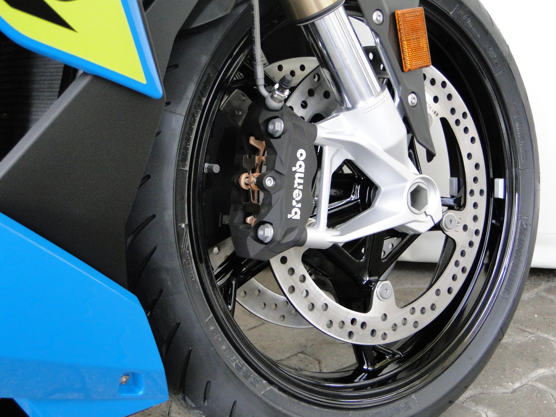 BMW S 1000 R đ„Modell 2027 đ„-image-9