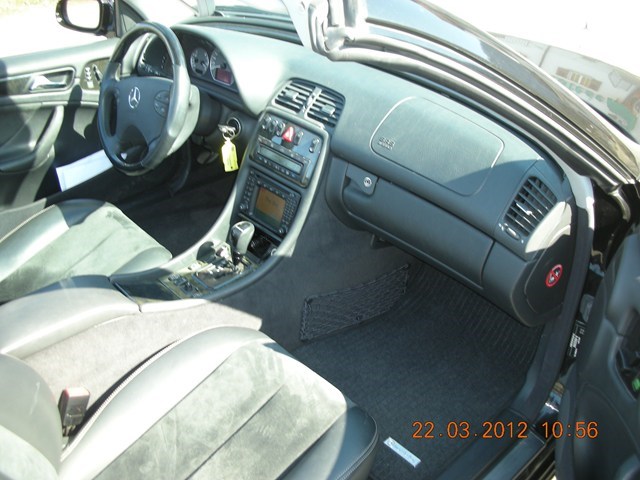 MERCEDES-BENZ CLK 320 Avantgarde Automatic-image-4