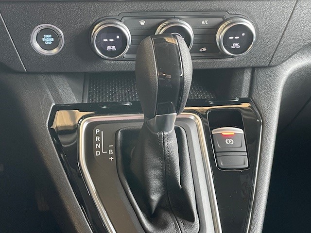 RENAULT Kangoo E-Tech EV45 22kW Techno-image-17