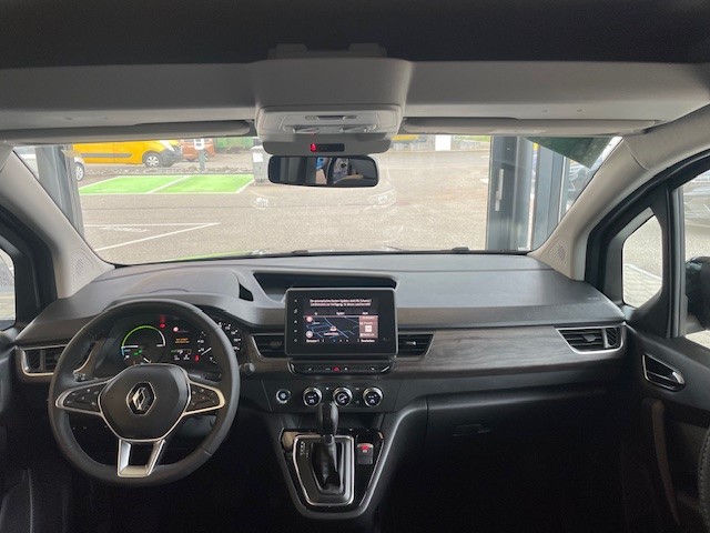 RENAULT Kangoo E-Tech EV45 22kW Techno-image-9