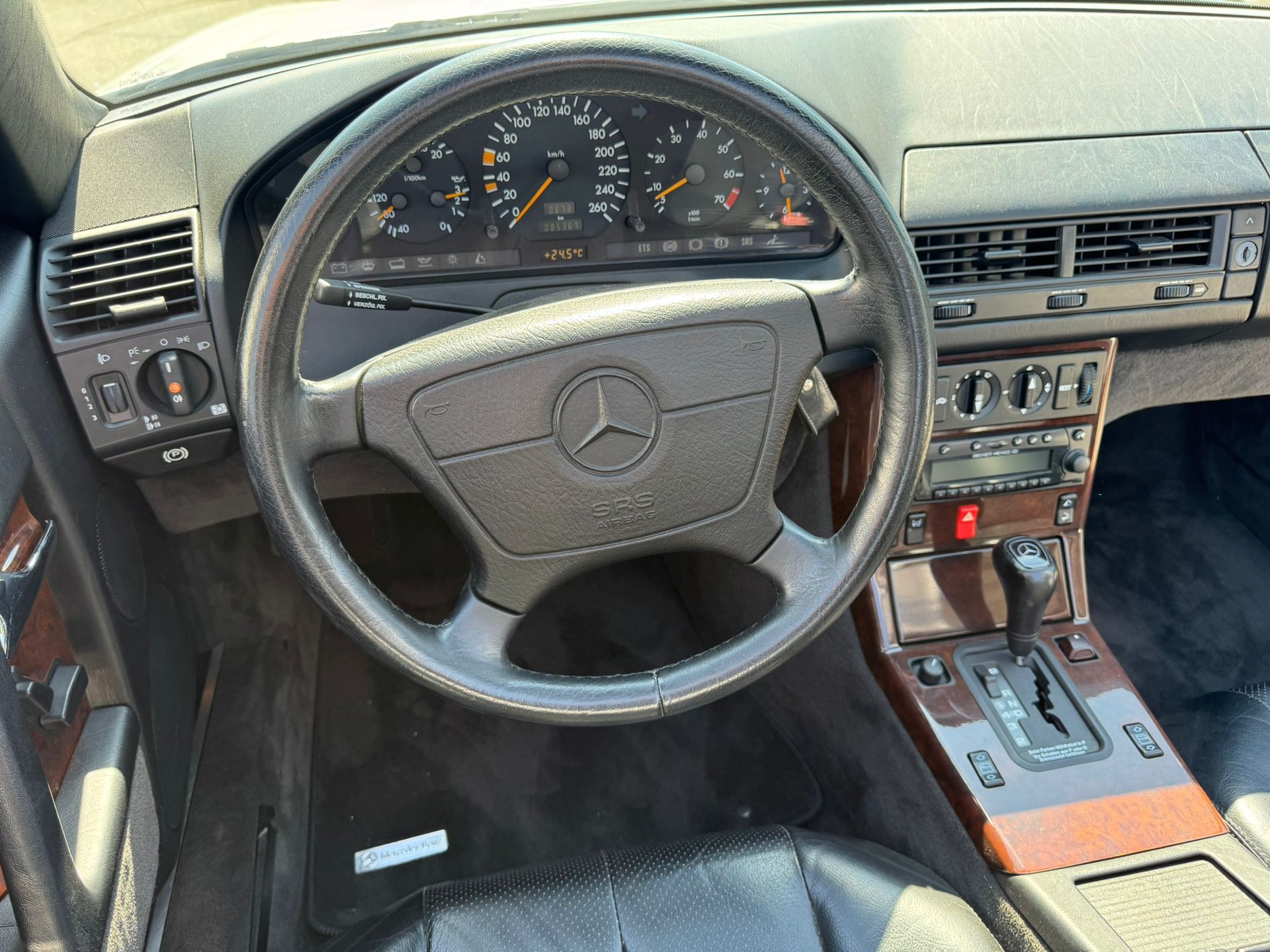 MERCEDES-BENZ SL 320 Automatic-image-14