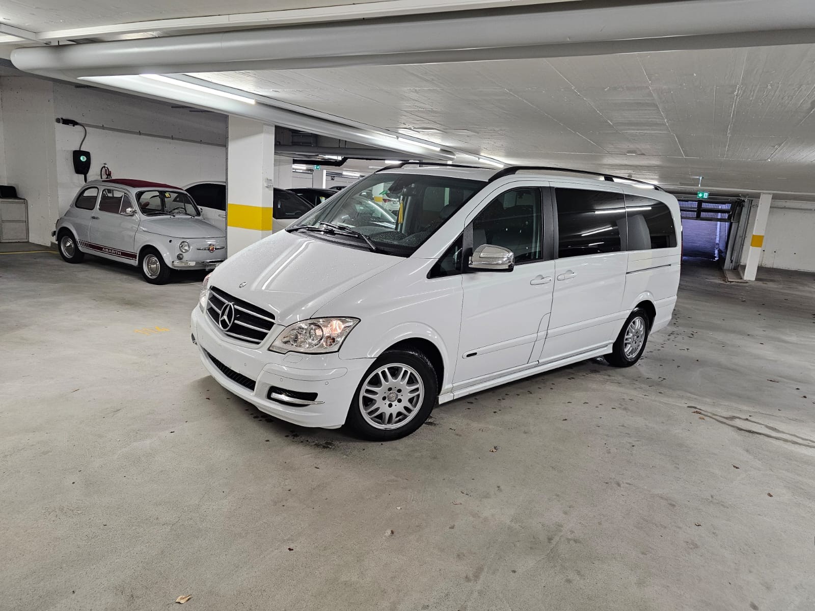 MERCEDES-BENZ Viano 3.0 CDI Blue Eff. Grand Ed. Avantgarde A