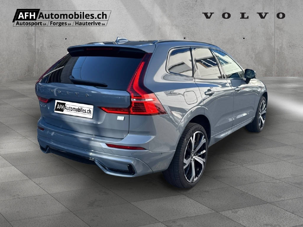 VOLVO XC60 2.0 T6 TE Ultimate Dark eAWD-image-5