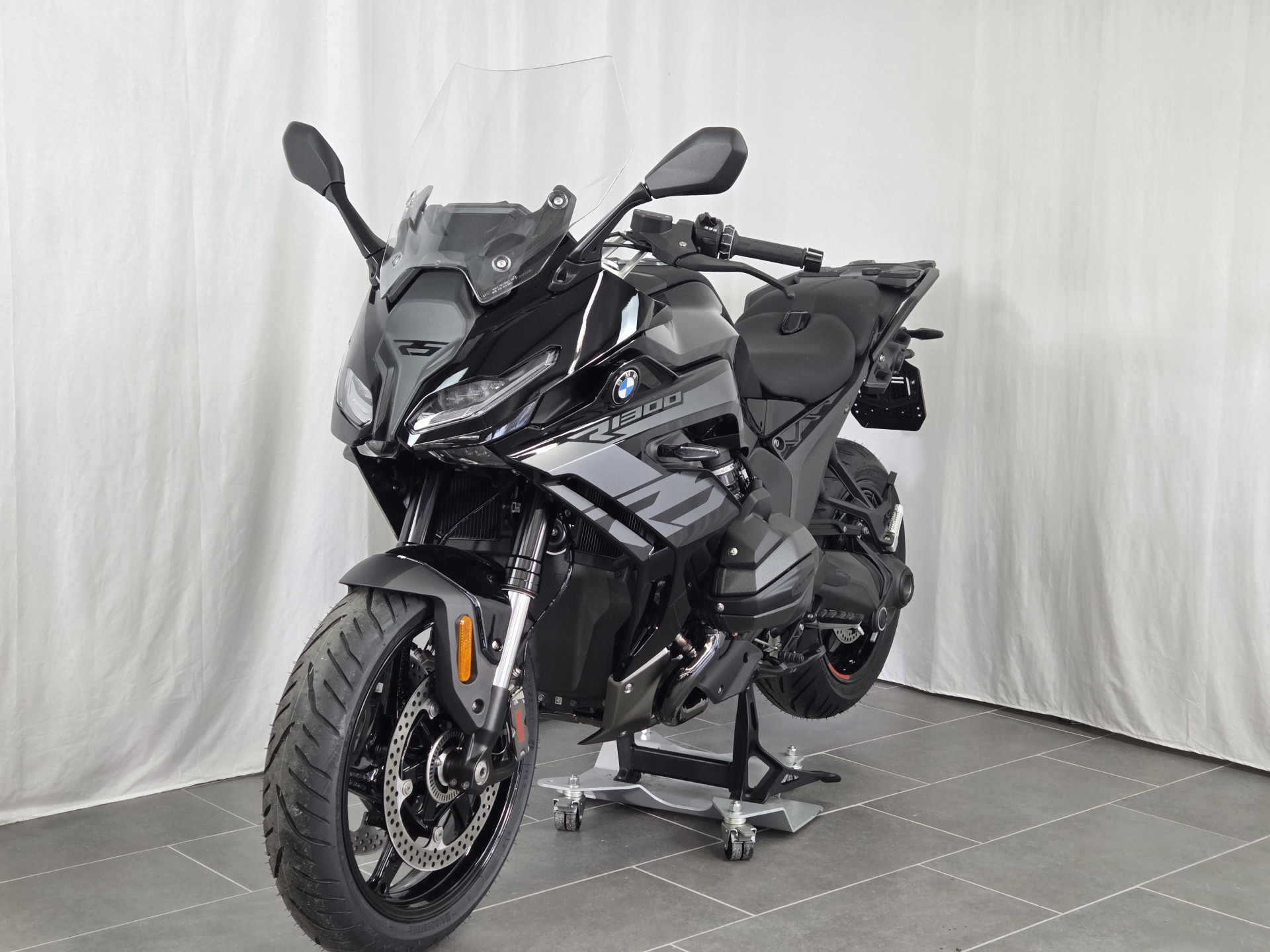 BMW R 1300 RS Triple Black Boxer-Prämie CHF -1'500 für Verträge bis 30.09.26-image-2