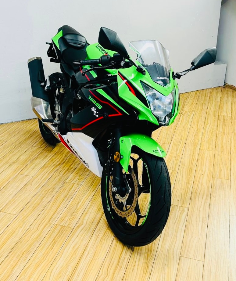 KAWASAKI Ninja 125-image-0