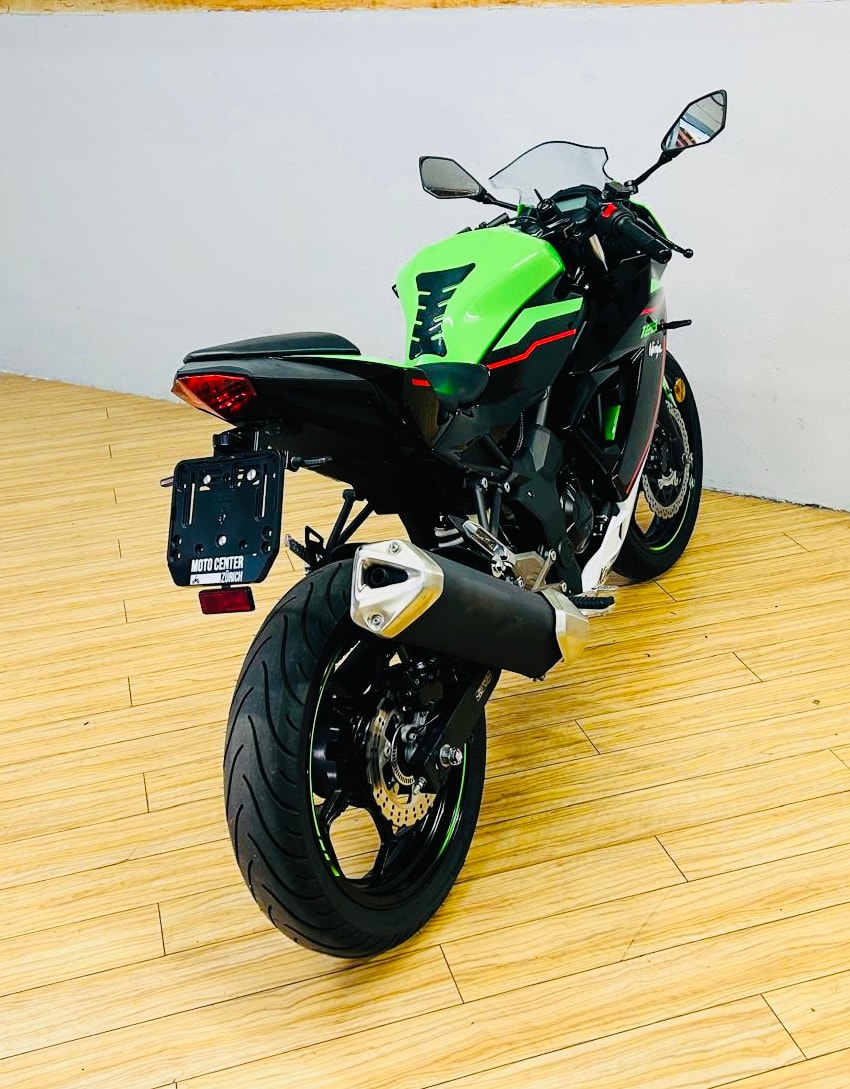KAWASAKI Ninja 125-image-4