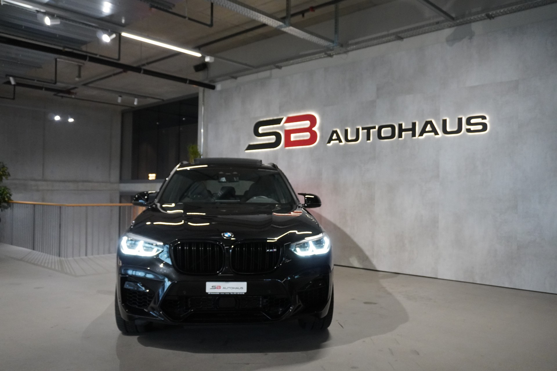 BMW X3 xDrive M Competition Steptronic-showroom-element-3