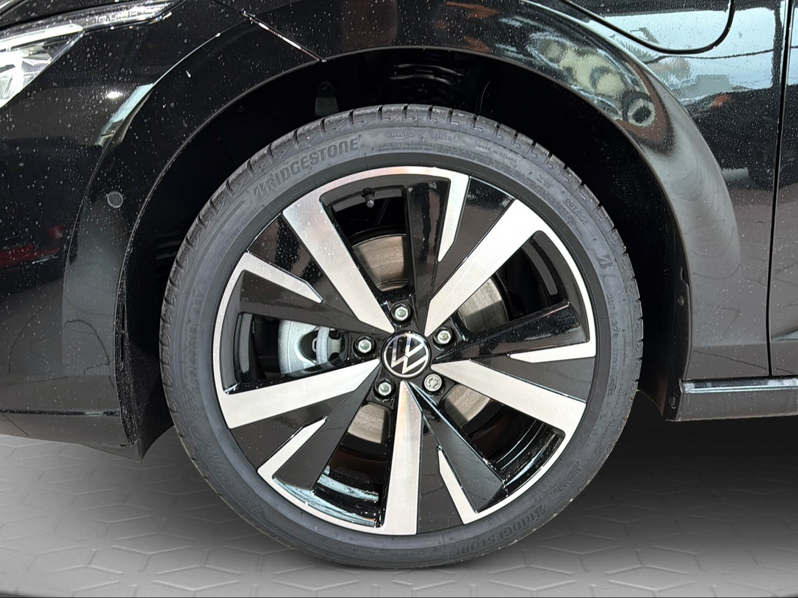 VW Golf 1.5 TSI PHEV Style-image-6