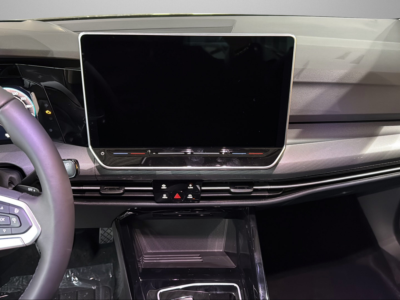 VW Golf 1.5 TSI PHEV Style-image-11