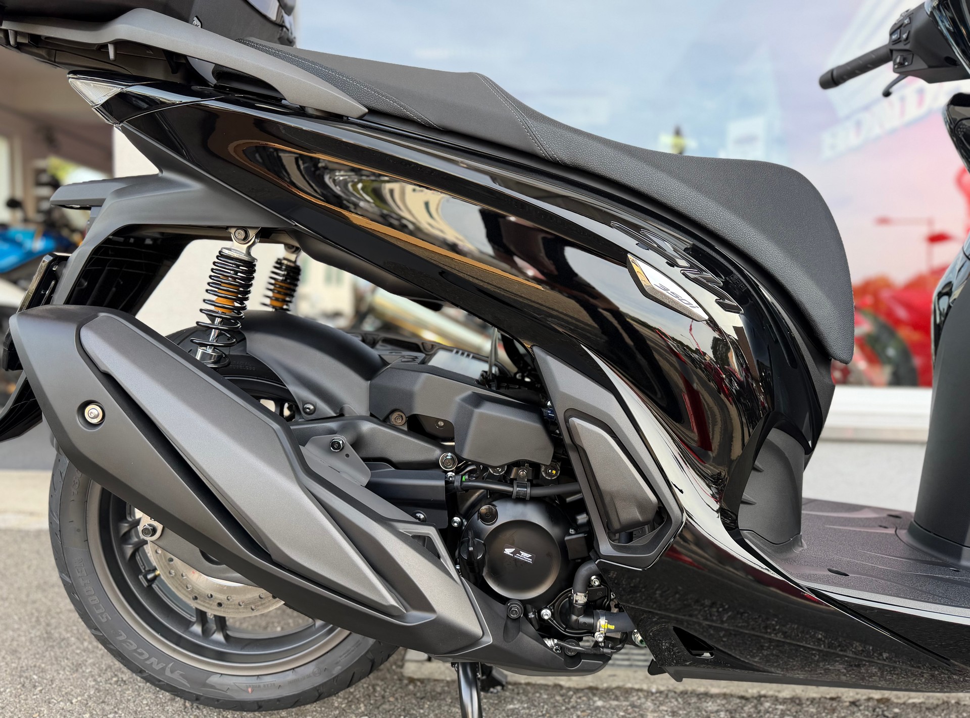 HONDA SH 350i Smart Top Box 2026-image-6