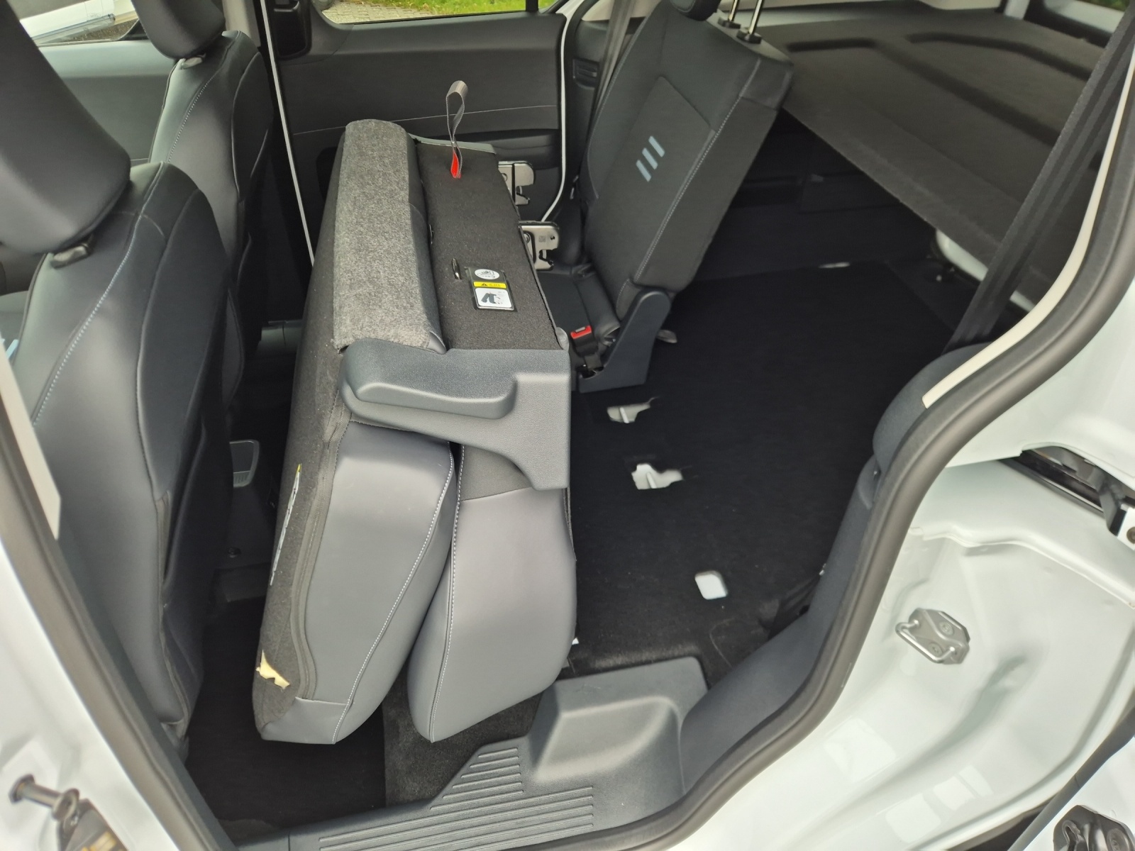 FORD TOURNEO COURIERier 1.0 EcoBoost Automat-image-15