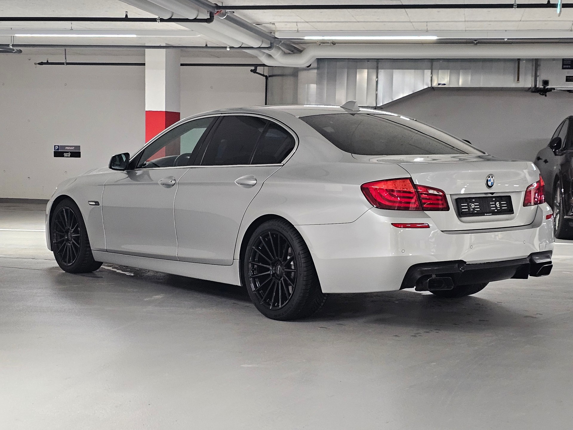BMW 520d Steptronic-image-6