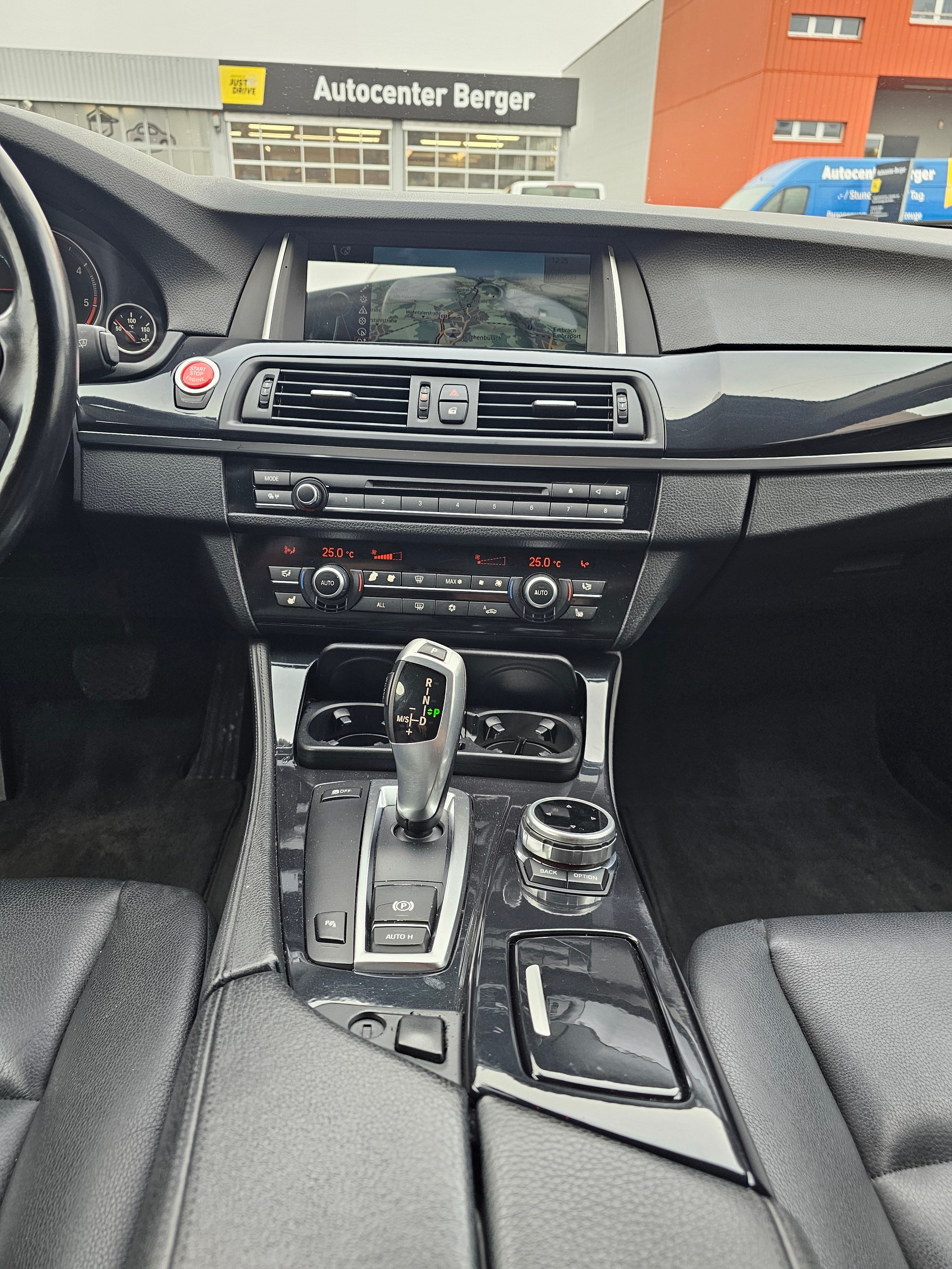 BMW 520d Steptronic-image-11