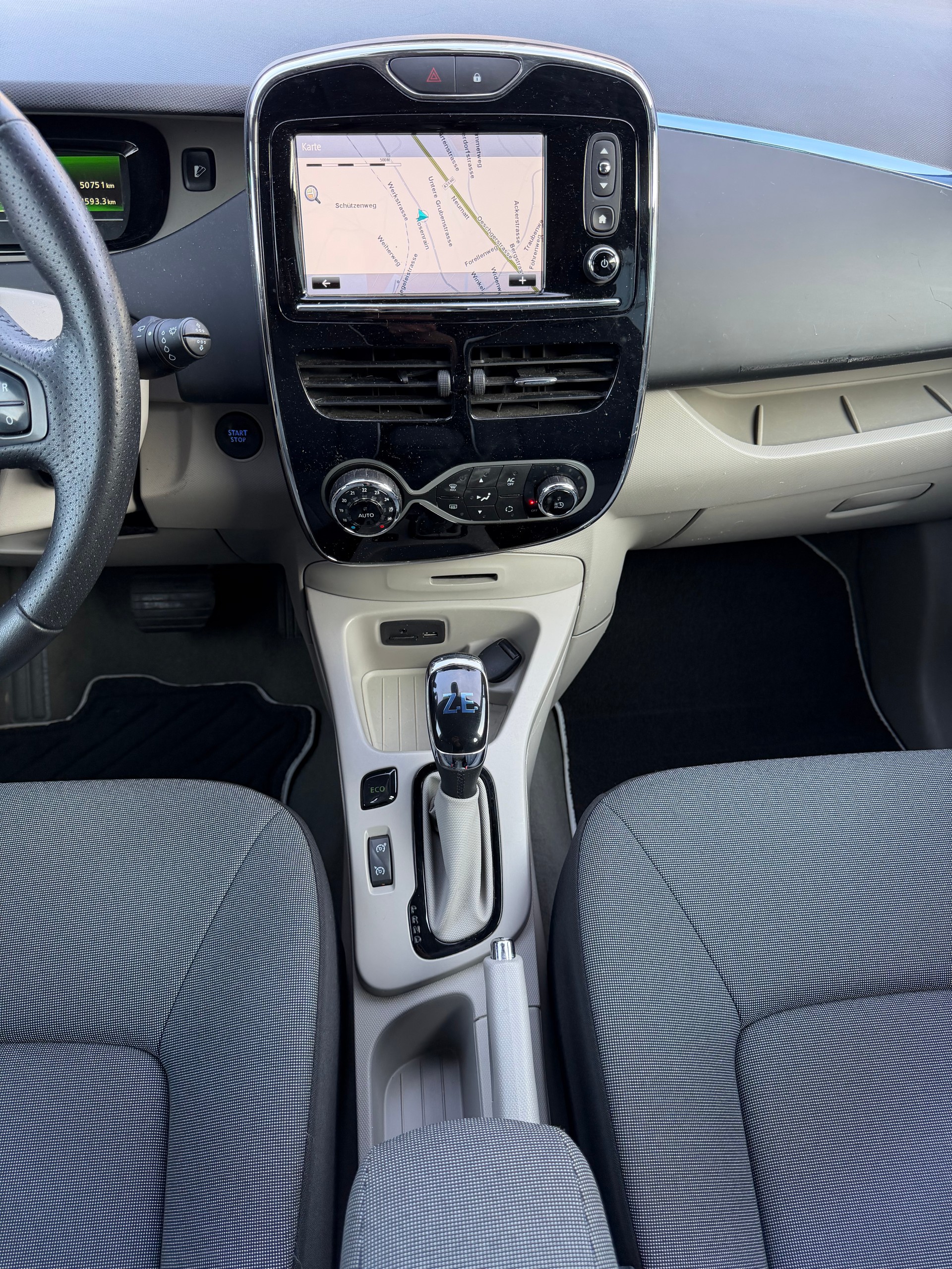 RENAULT Zoe Zen-image-15