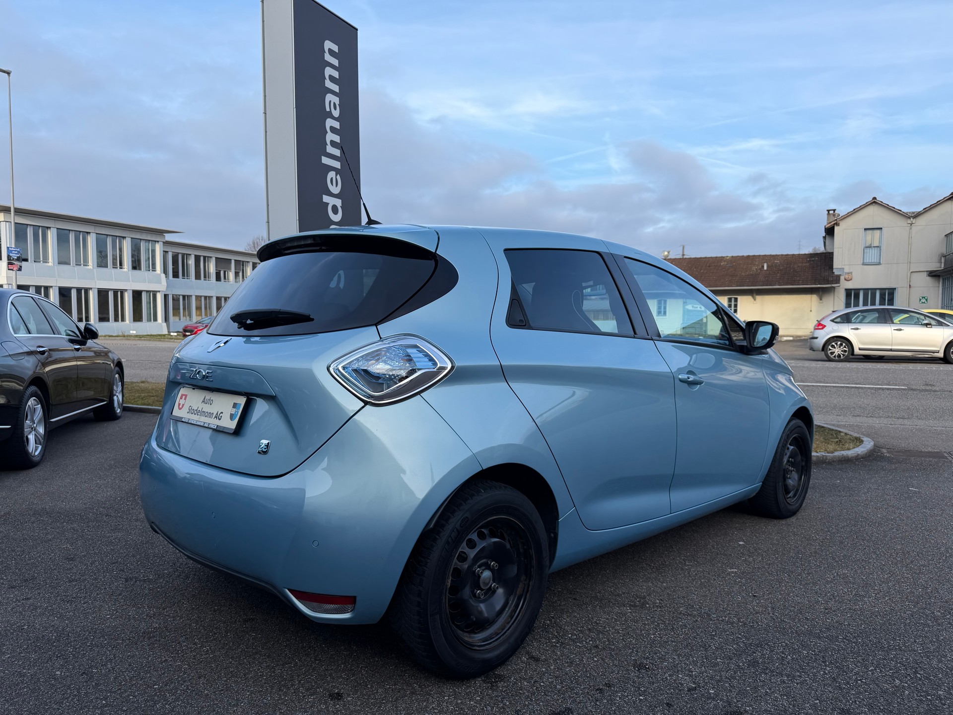 RENAULT Zoe Zen-showroom-element-3