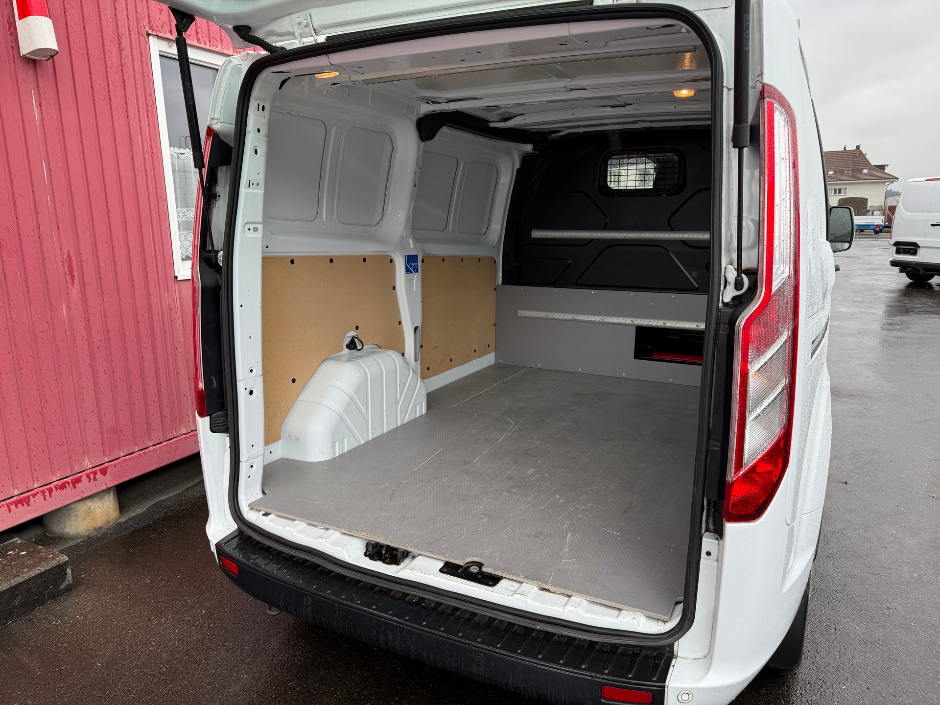 FORD Transit Custom Van 320 L1H1 Trend-image-2