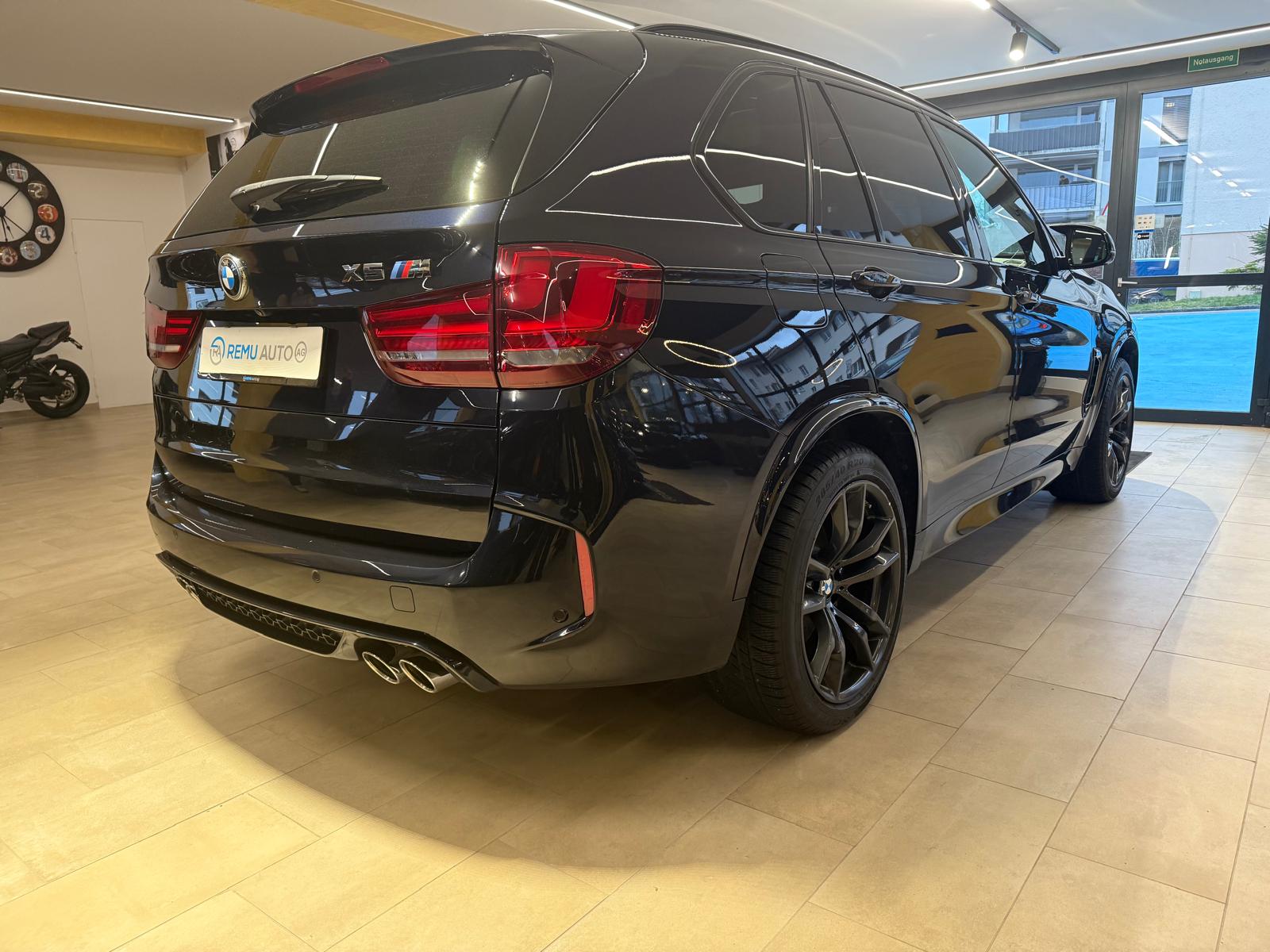 BMW X5M Edition Black Fire Steptronic-image-8