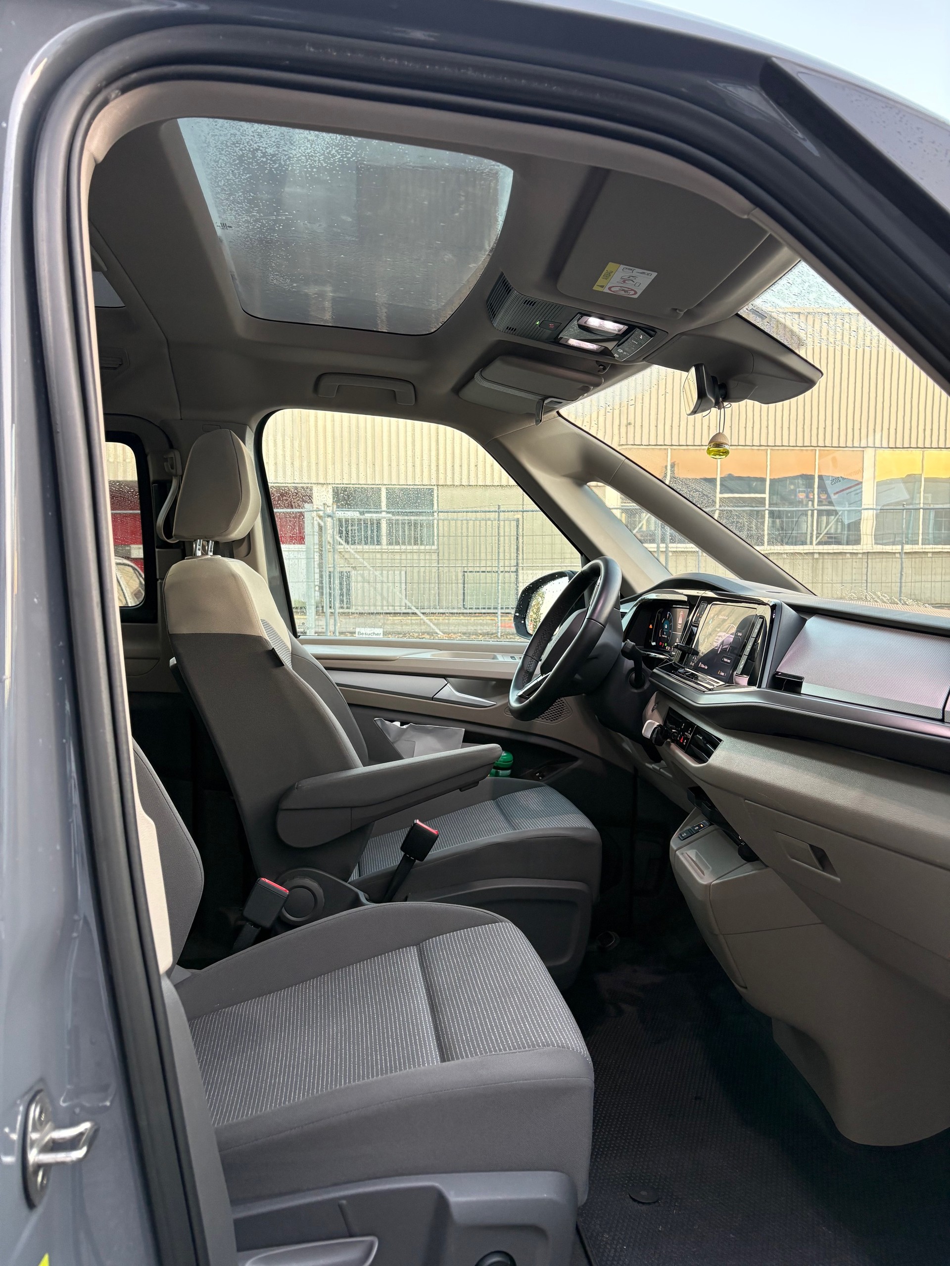 VW Multivan 1.4 eHybrid Liberty DSG-image-7